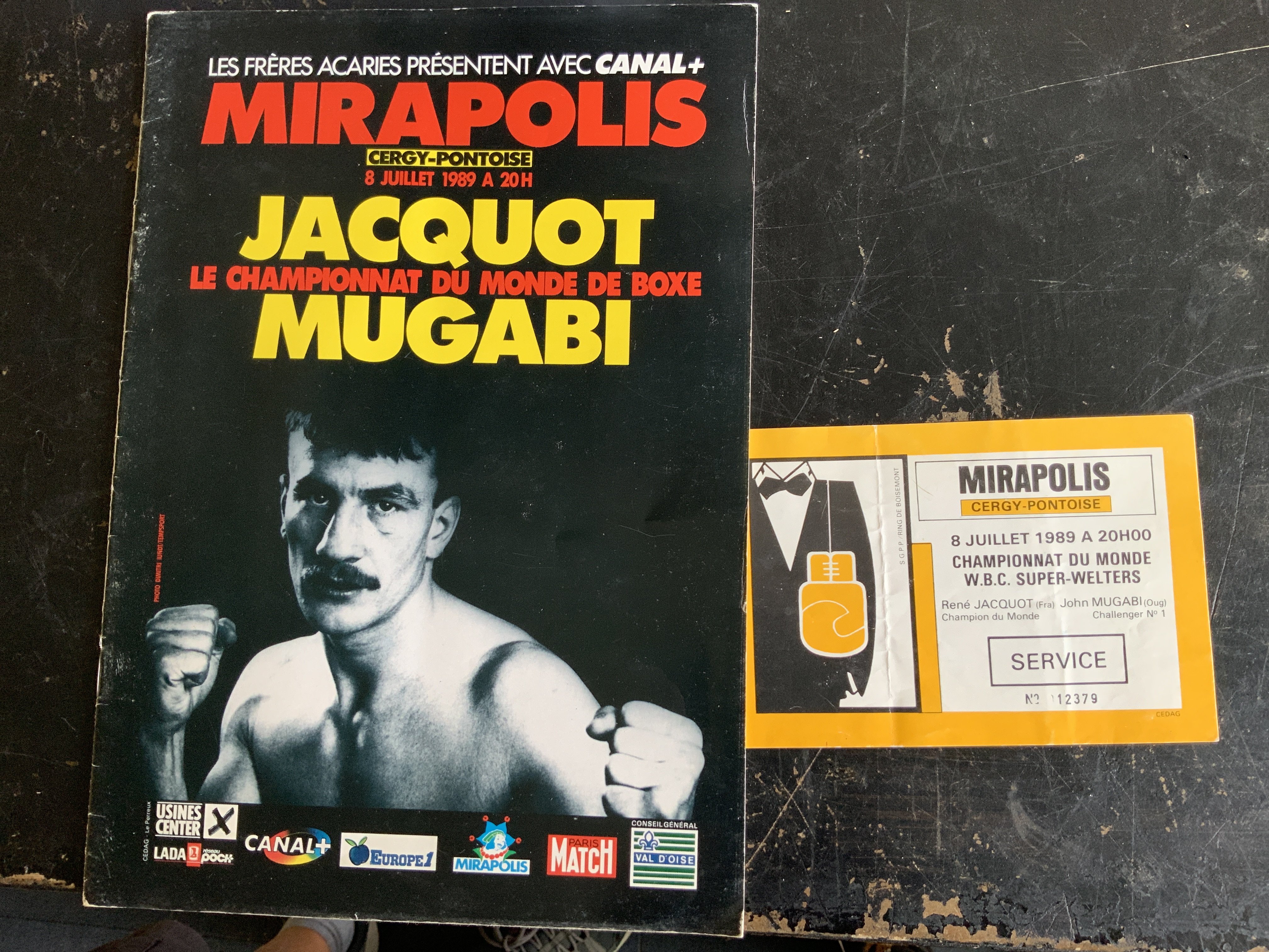 1989 Mugabi v Jacquot Boxing Programme + Ticket: WBC Super Welterweight programme and ticket for bout in France. (2)