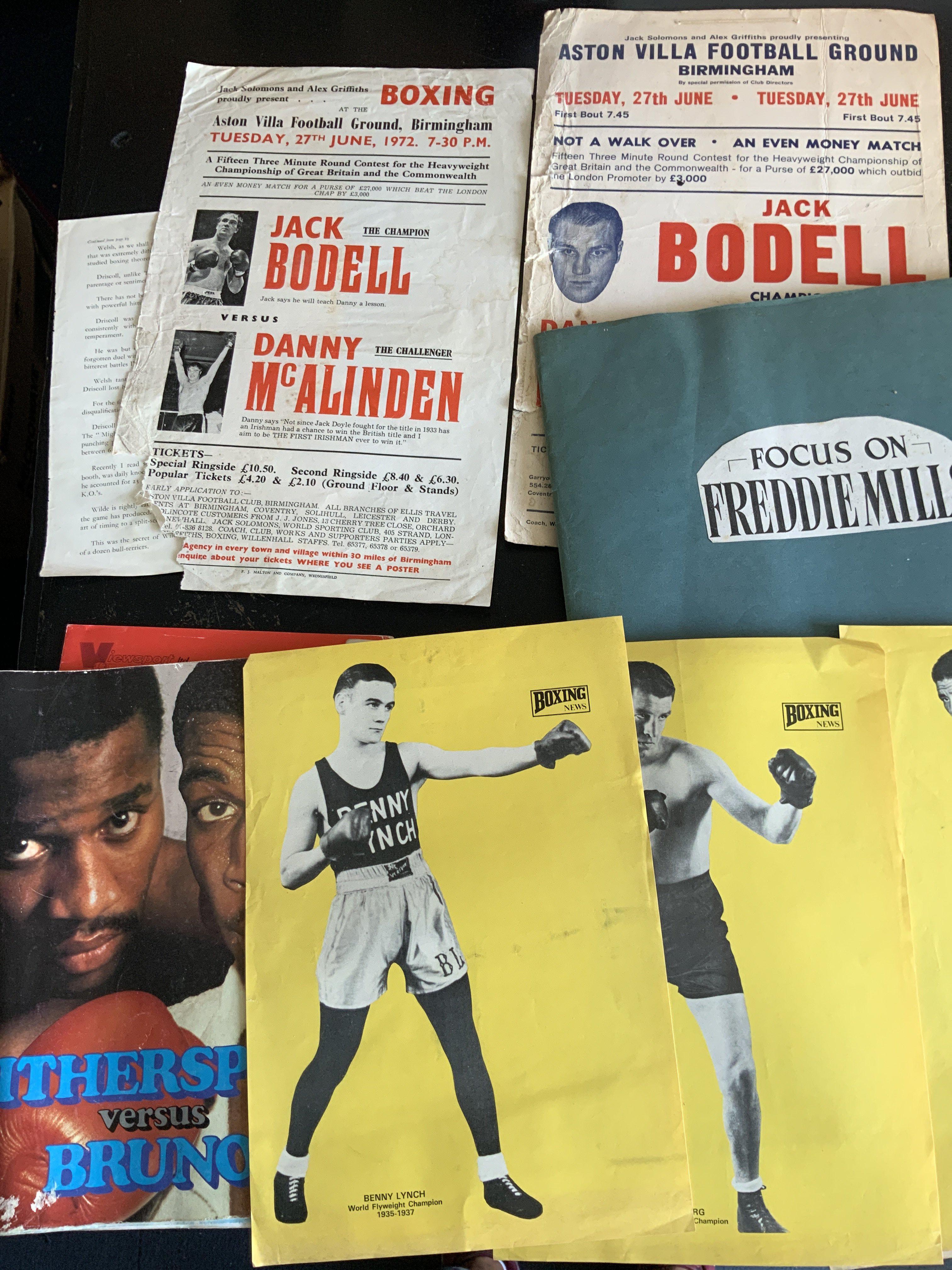 Boxing Memorabilia: Includes amateur boxing programmes, Freddie Mills and 4 Muhammad Ali scrapbooks, posters, photos and more.
