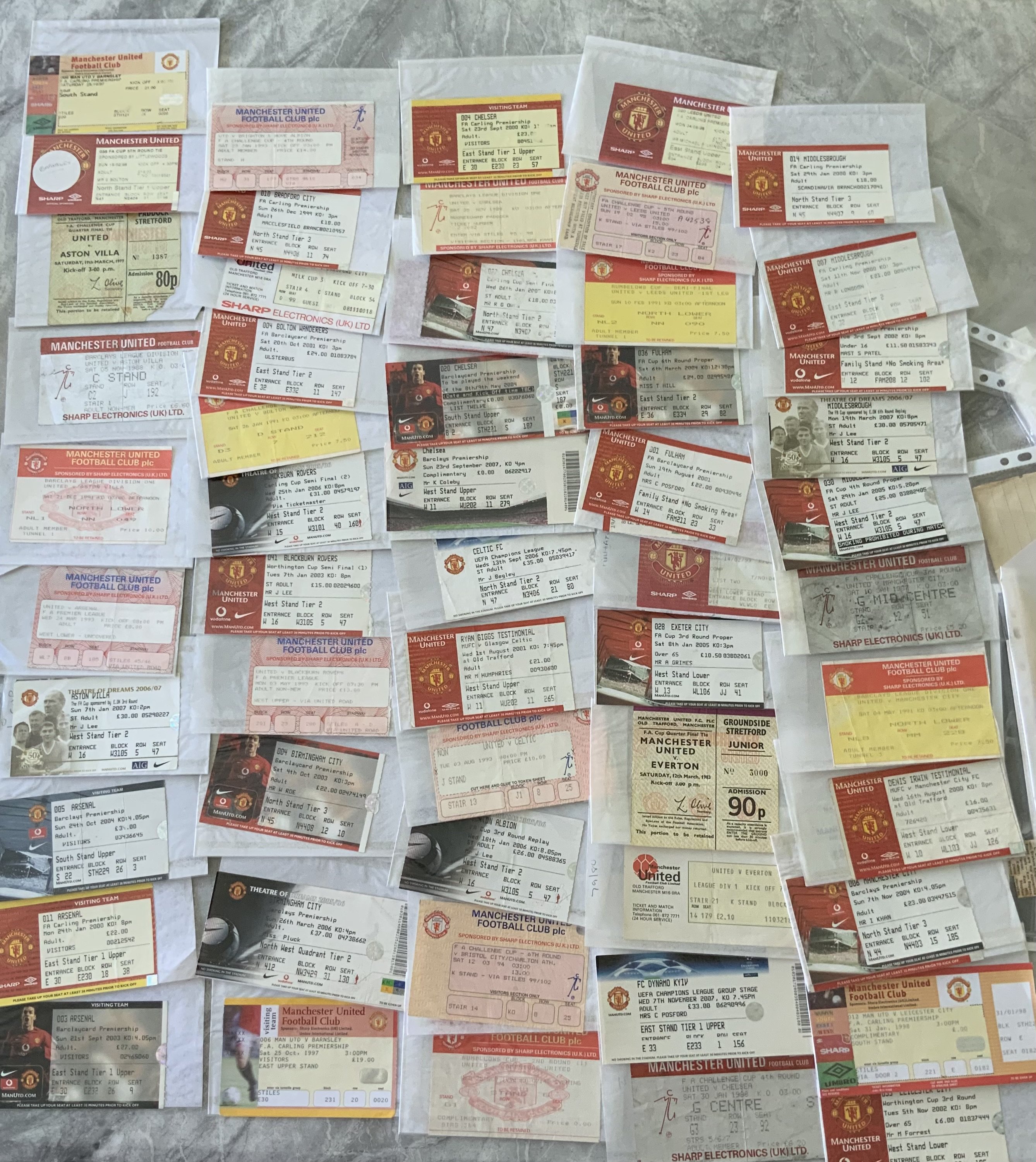 Manchester United Home Football Tickets: With opposition teams A- M in good condition. From the 70s onwards to include Premier League League Cup and FA Cup plus testimonials for Giggs and Irwin. (54)