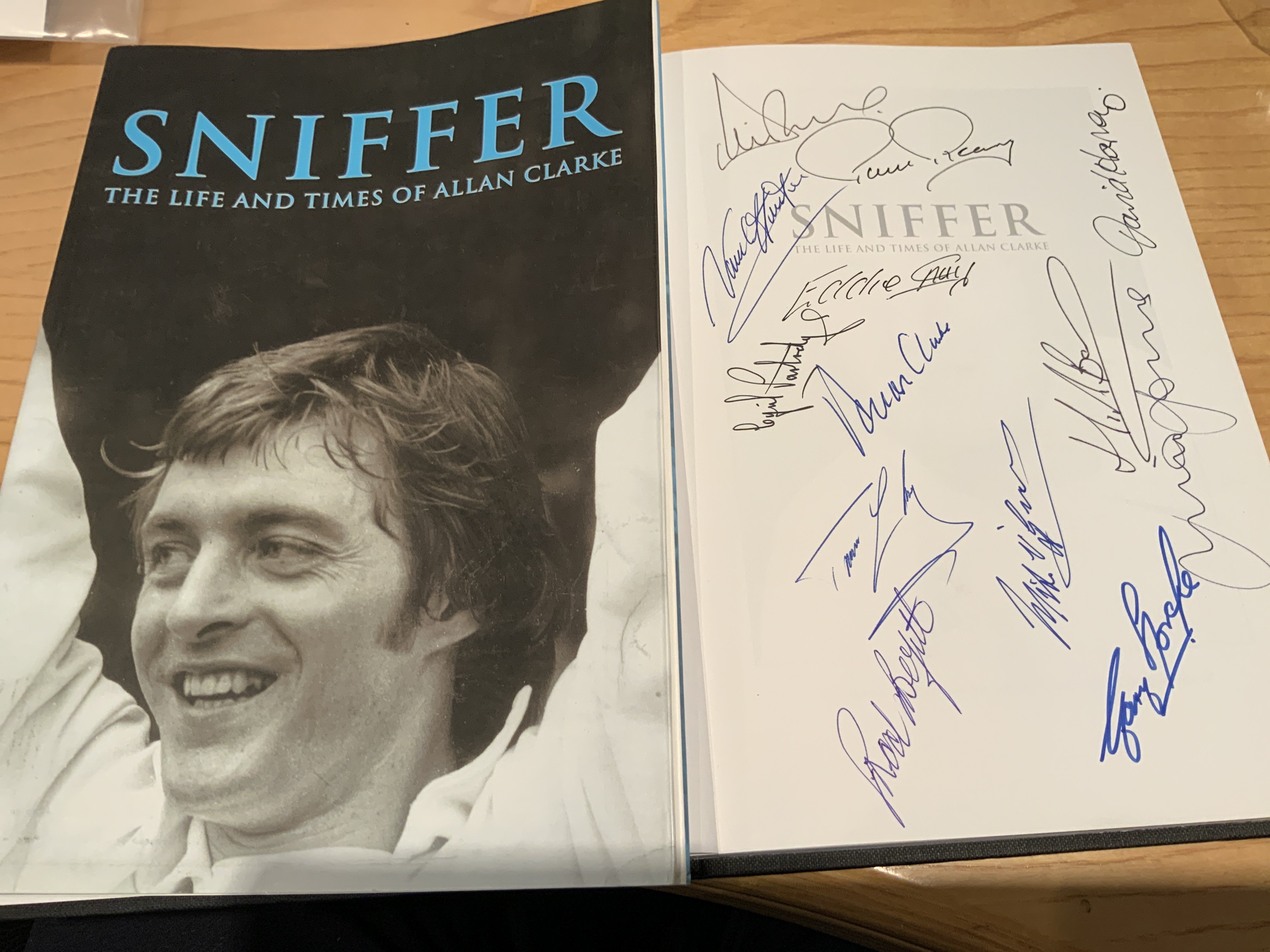 Allan Clarke Leeds United Multi Signed Football Book: Sniffer 2001 hardback book hand signed by him and 12 of his Leeds team mates. Includes Hunter Harvey Reaney Gray Sprake and Jones.