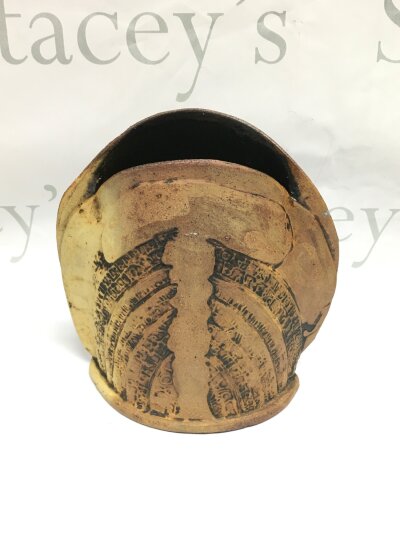 A Bernard Rooke pottery vase, approx height 19cm.