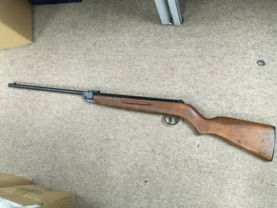 A vintage Diana .177 Air Rifle Mod 2 ,the mechanism is functional.