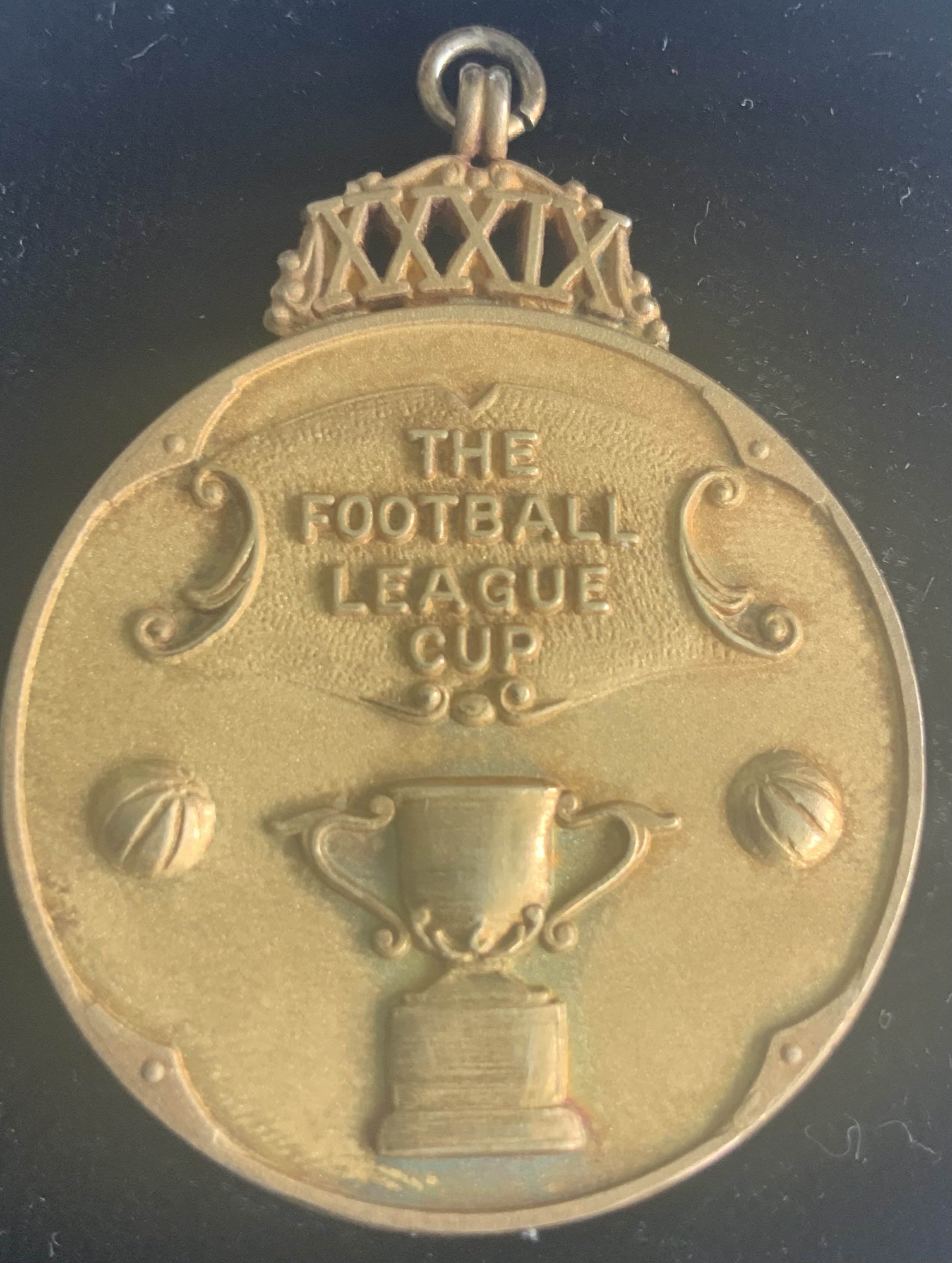 Tottenham 1999 League Cup Winners Football Medal: Awarded to club secretary Peter Barnes. 9ct medal in original Football League box made by famous maker Vaughtons.