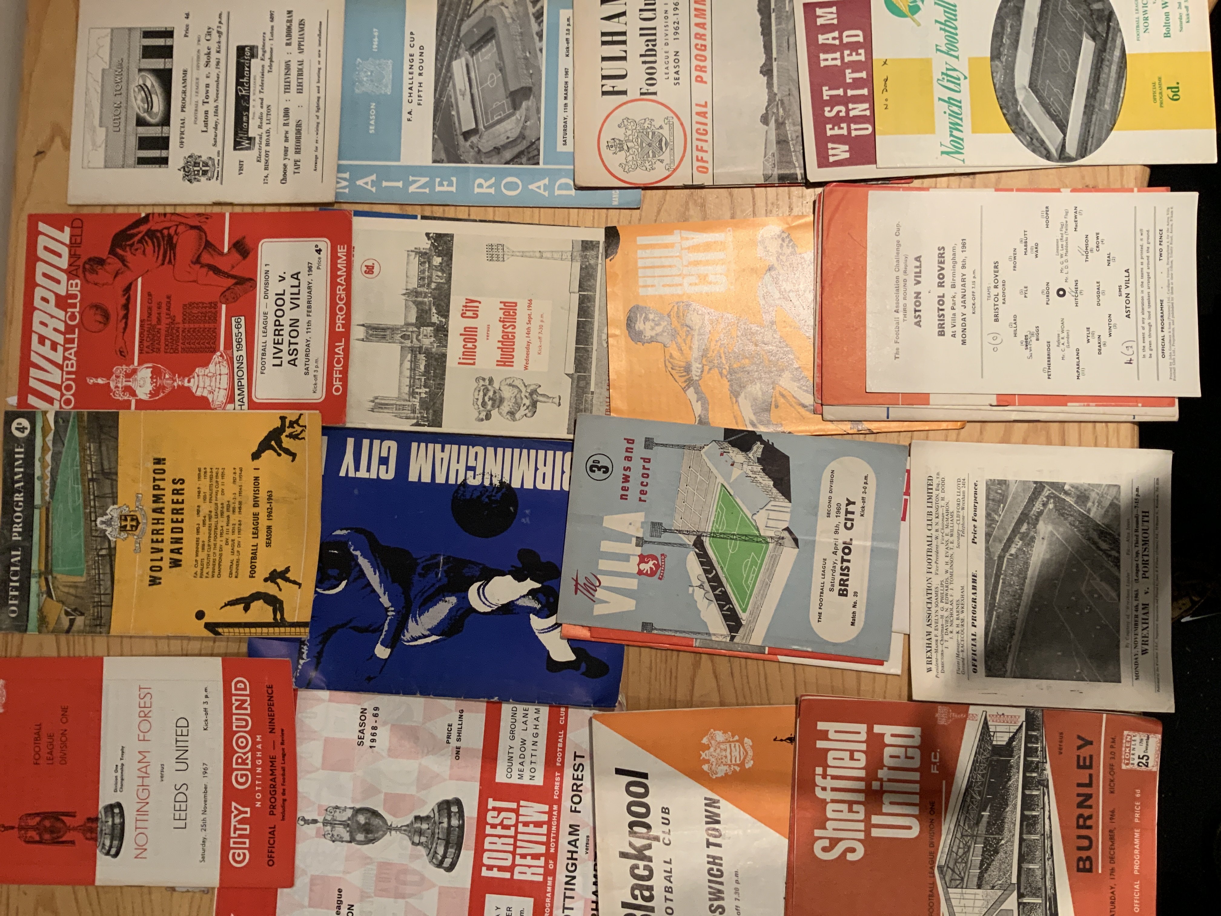 1960s Football Programmes: Spanning the whole decade with a ride range of teams. Good condition. (250)