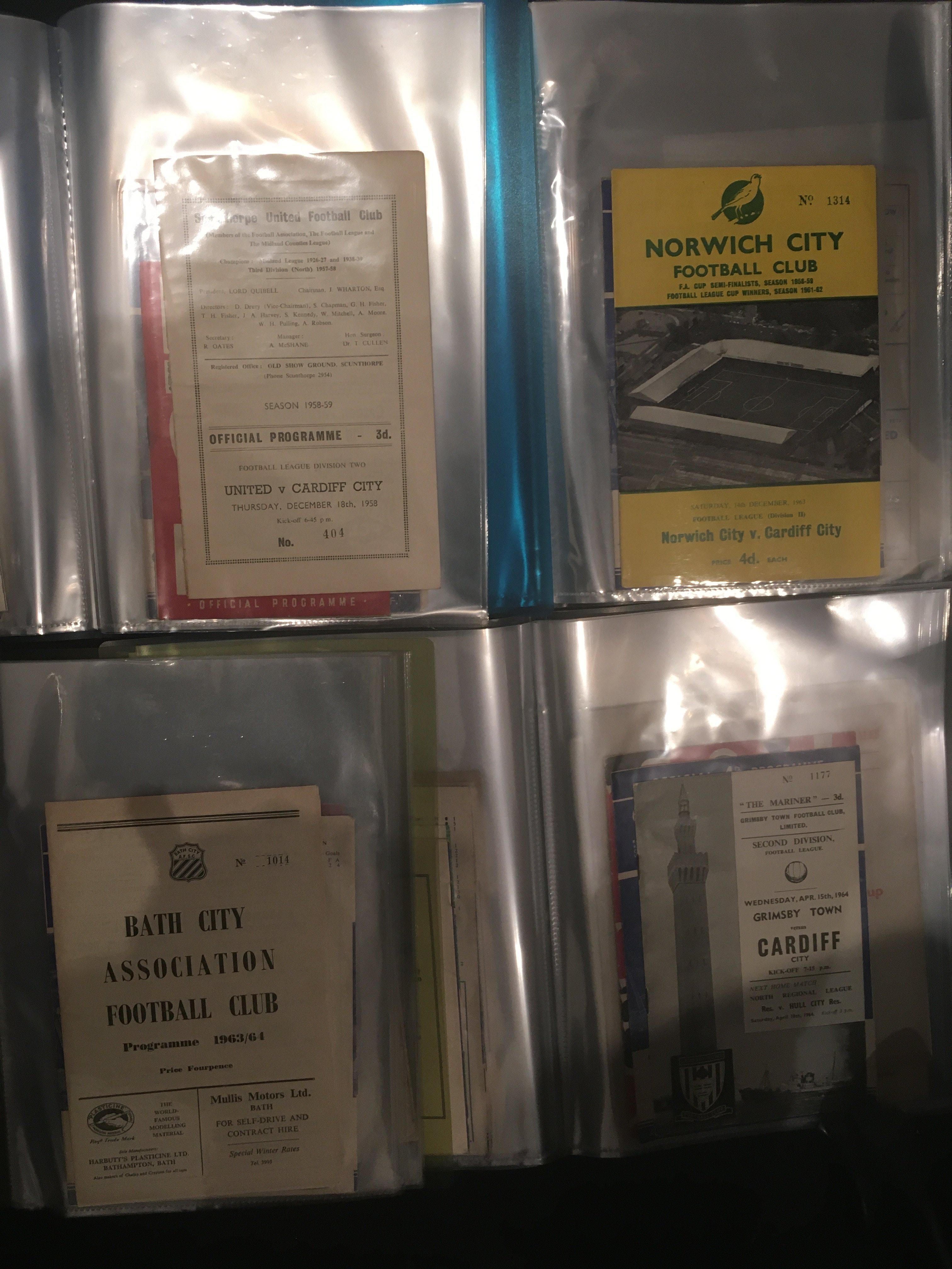 Cardiff City Home Football Programmes: 20 from 58/59 with some having scores to cover plus Scunthorpe away postponed and played match. 63/64 x 42 league plus cup postponed and Welsh Cups so looks complete home and away. (70+)