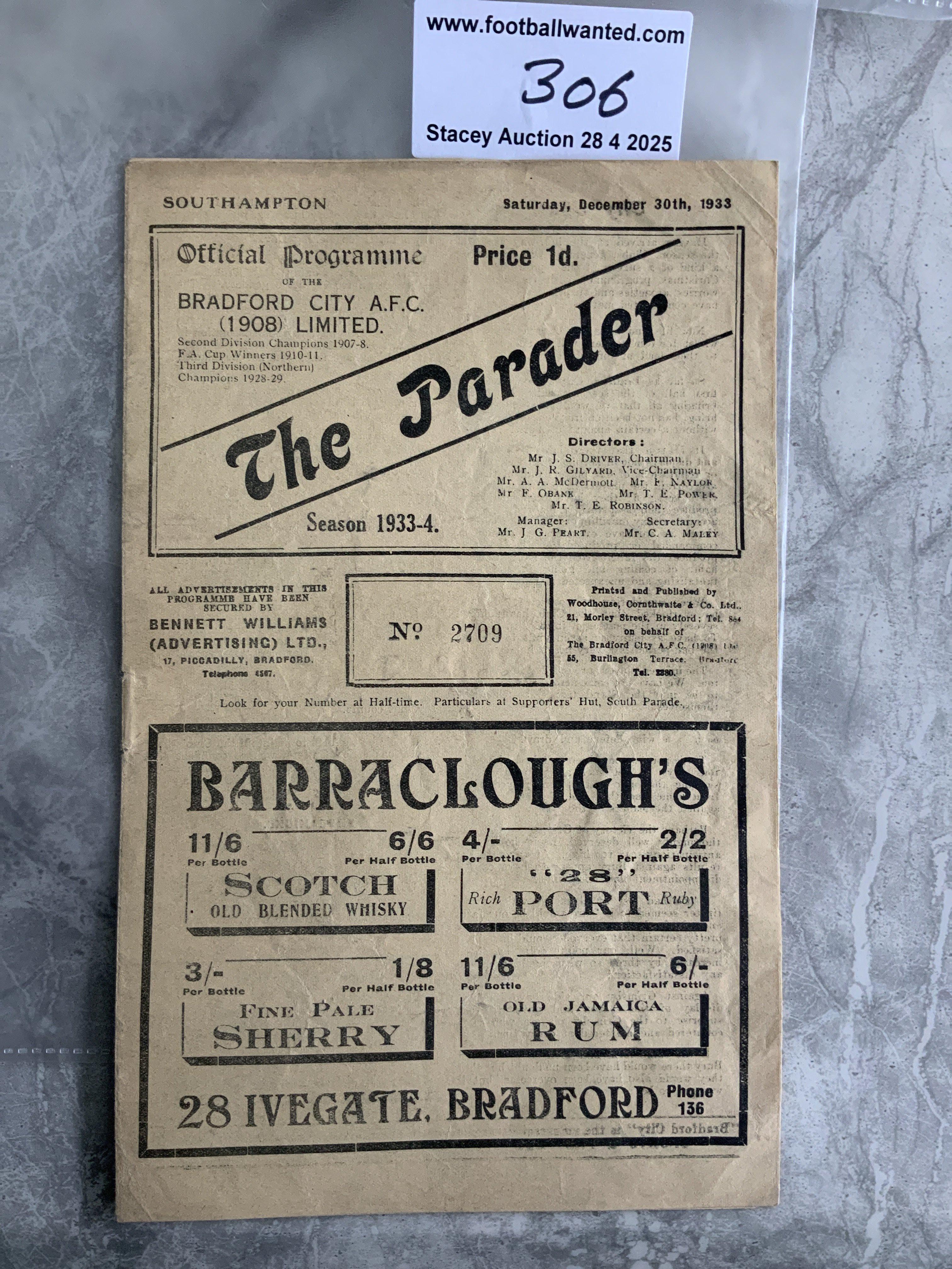 33/34 Bradford City v Southampton Football Programme: Very good condition Division Two programme with no team changes.