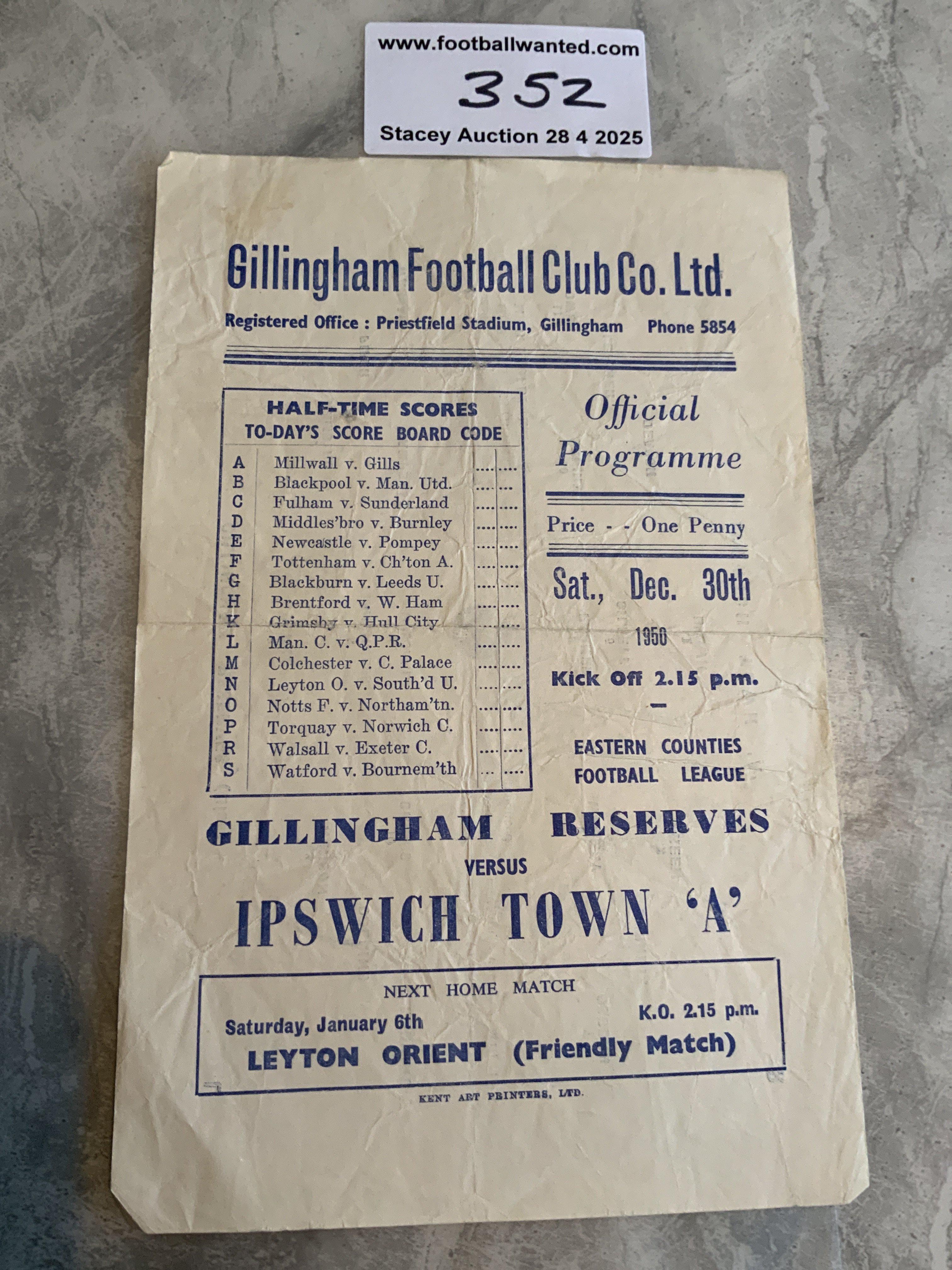 50/51 Gillingham v Ipswich A Football Programme: Very good condition single sheet programme with no team changes. Dated 30 12 1950 from the Eastern Counties League. Slight creasing.
