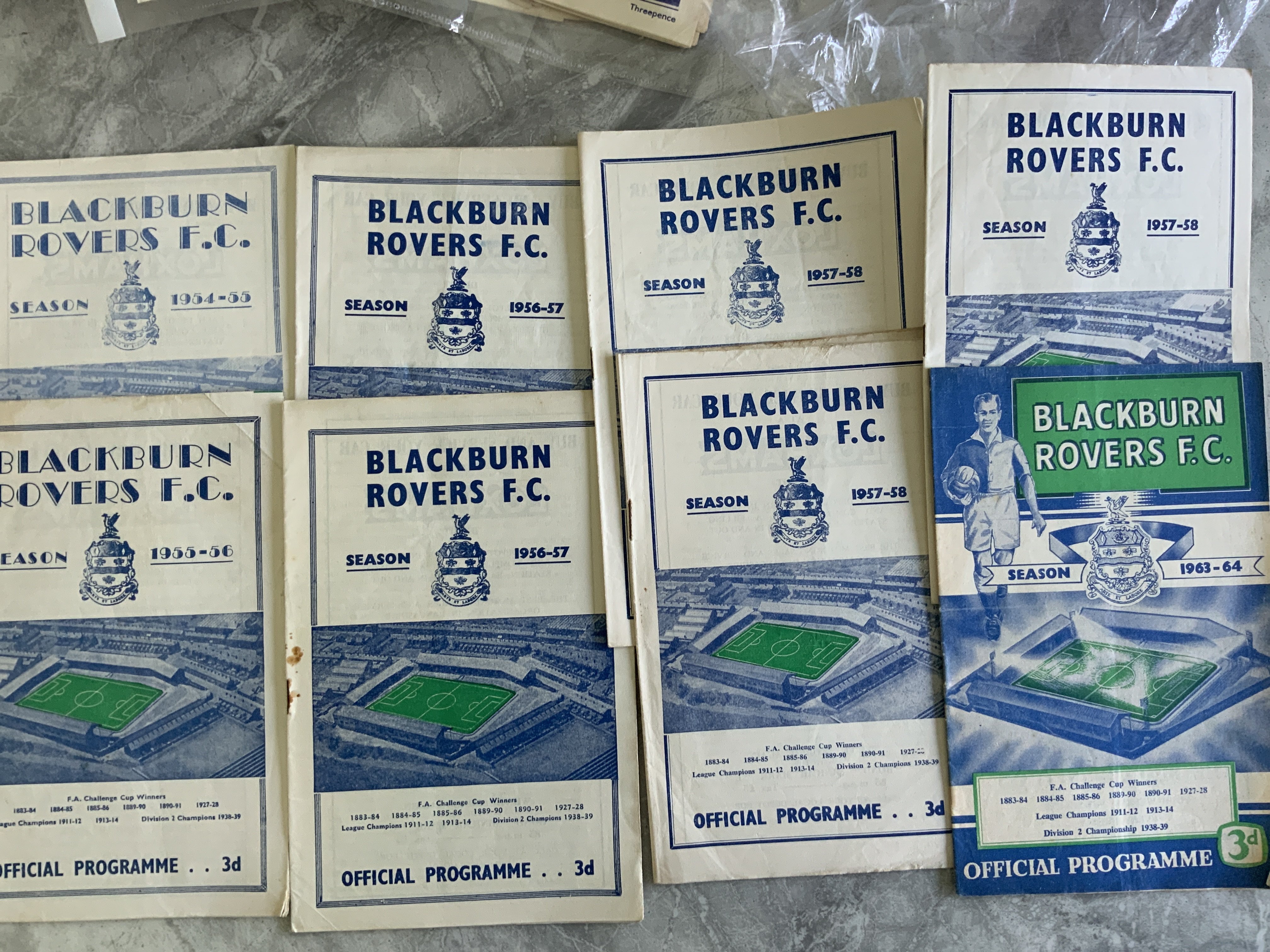 Blackburn Rovers Football Programmes: All but one are homes with 7 from the 50s and the rest 60s. Very good. (23)
