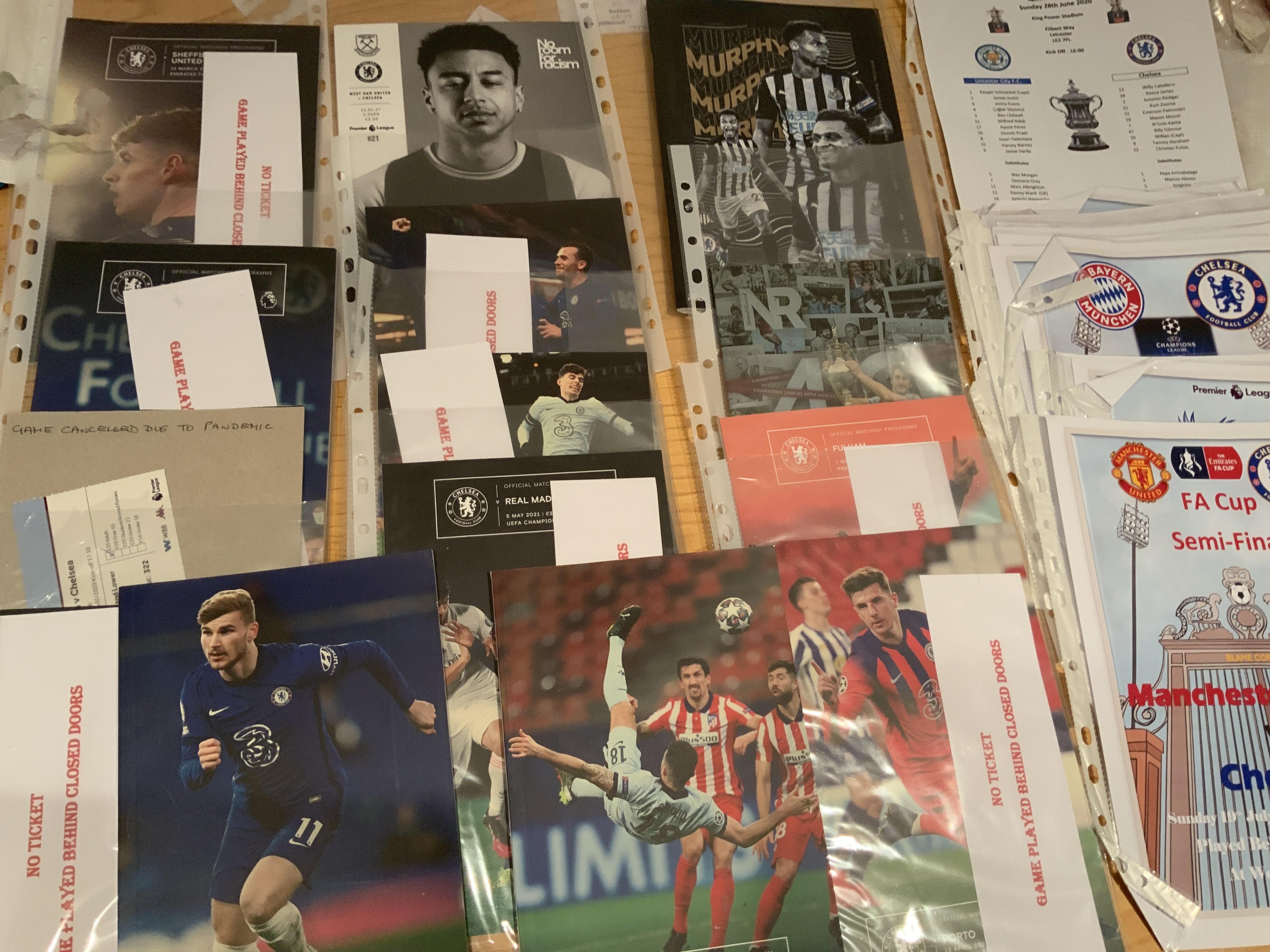 Chelsea 2019 - 2020 Covid Era Football Programmes: 10 homes and 6 aways together with 16 team sheets. (32)