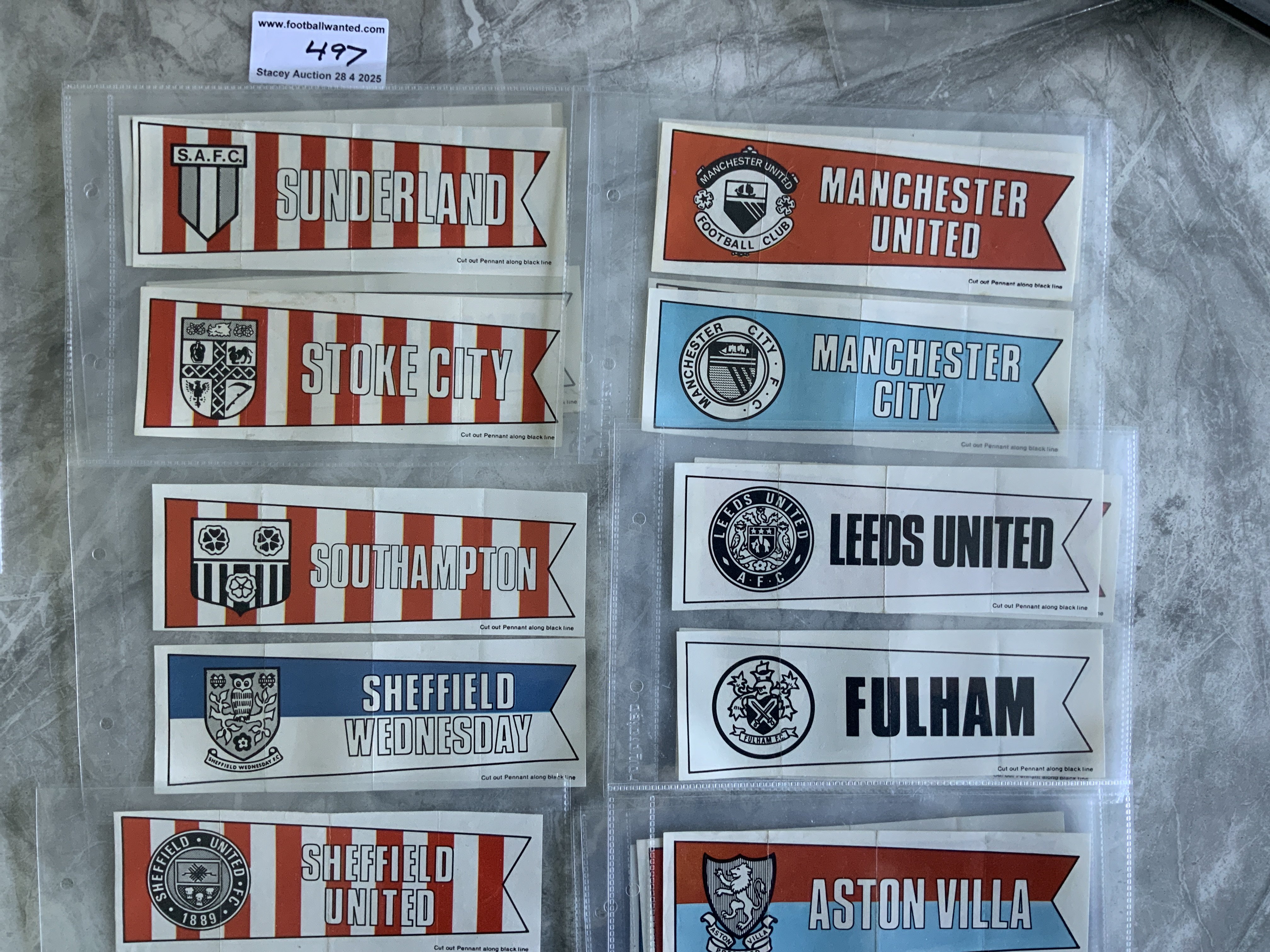 A + BC Complete Set Of Football Club Pennants: Hard to obtain complete set of 26 to include more difficult Everton + Manchester United. Perfectly cut out all with usual folding.