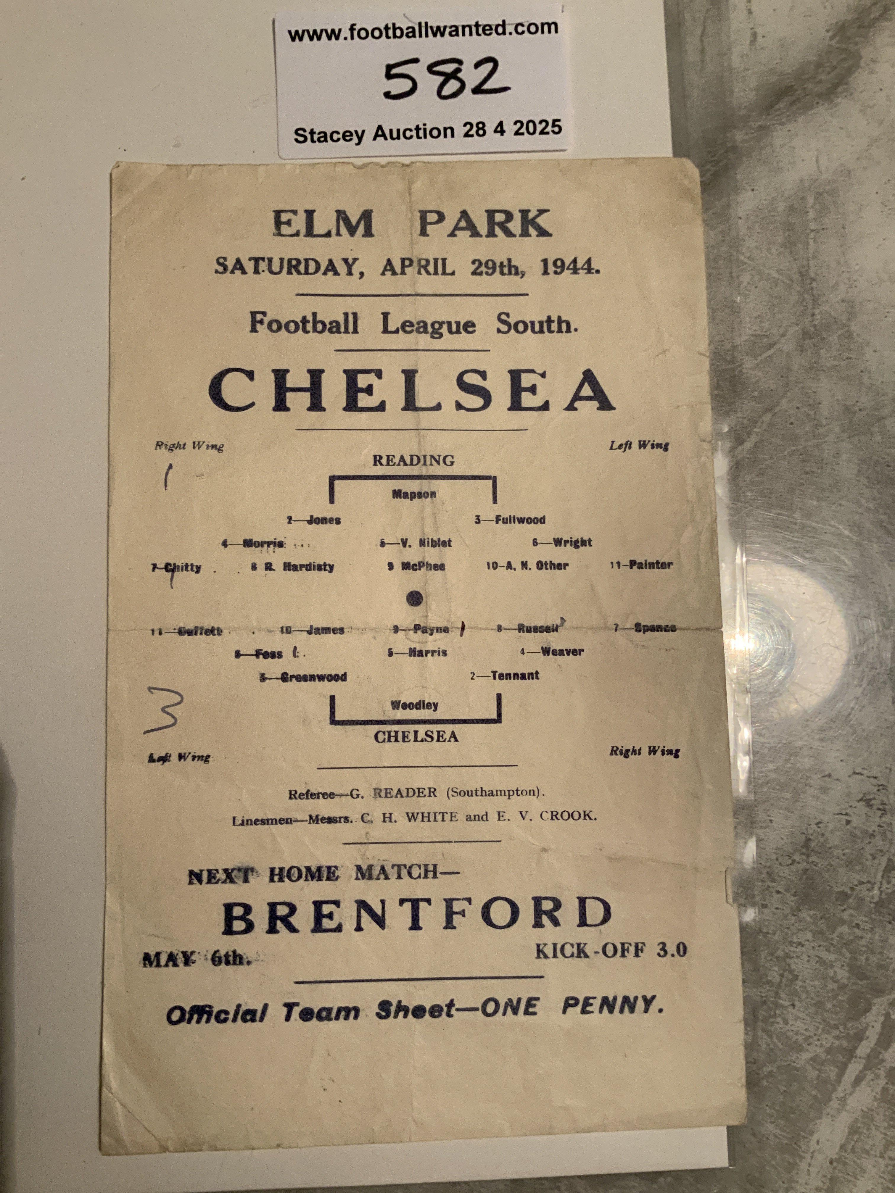 43/44 Reading v Chelsea Football Programme: Single sheet dated 29 4 1944 with blank rear. No team changes but score and scorers noted. Please note this is a Chelsea home match moved at last minute to Elm Park.