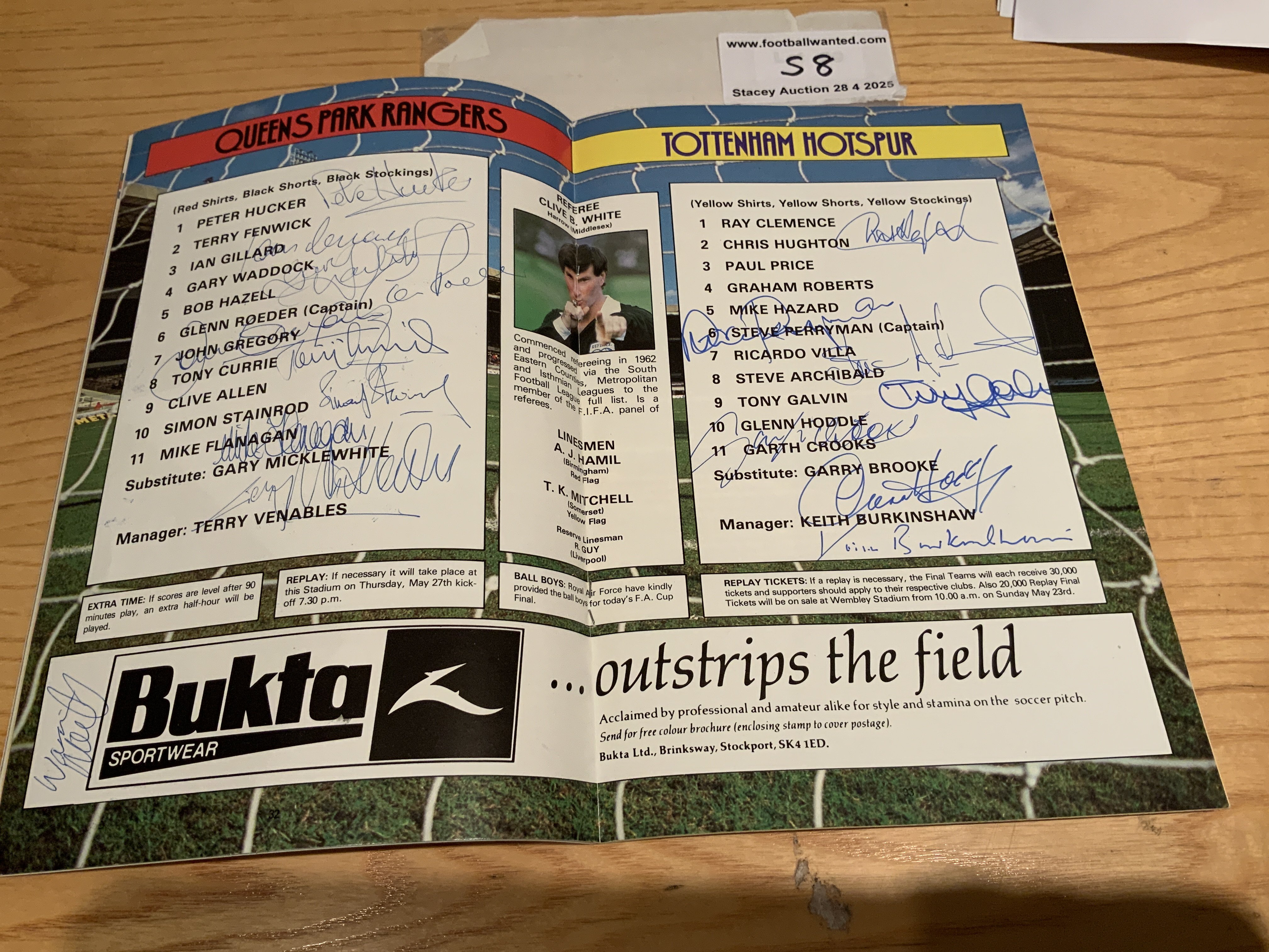 1982 Signed FA Cup Final Football Programme: First match at Wembley signed to team page by 9 QPR and 7 Tottenham. Includes both managers Burkinshaw and Venables.