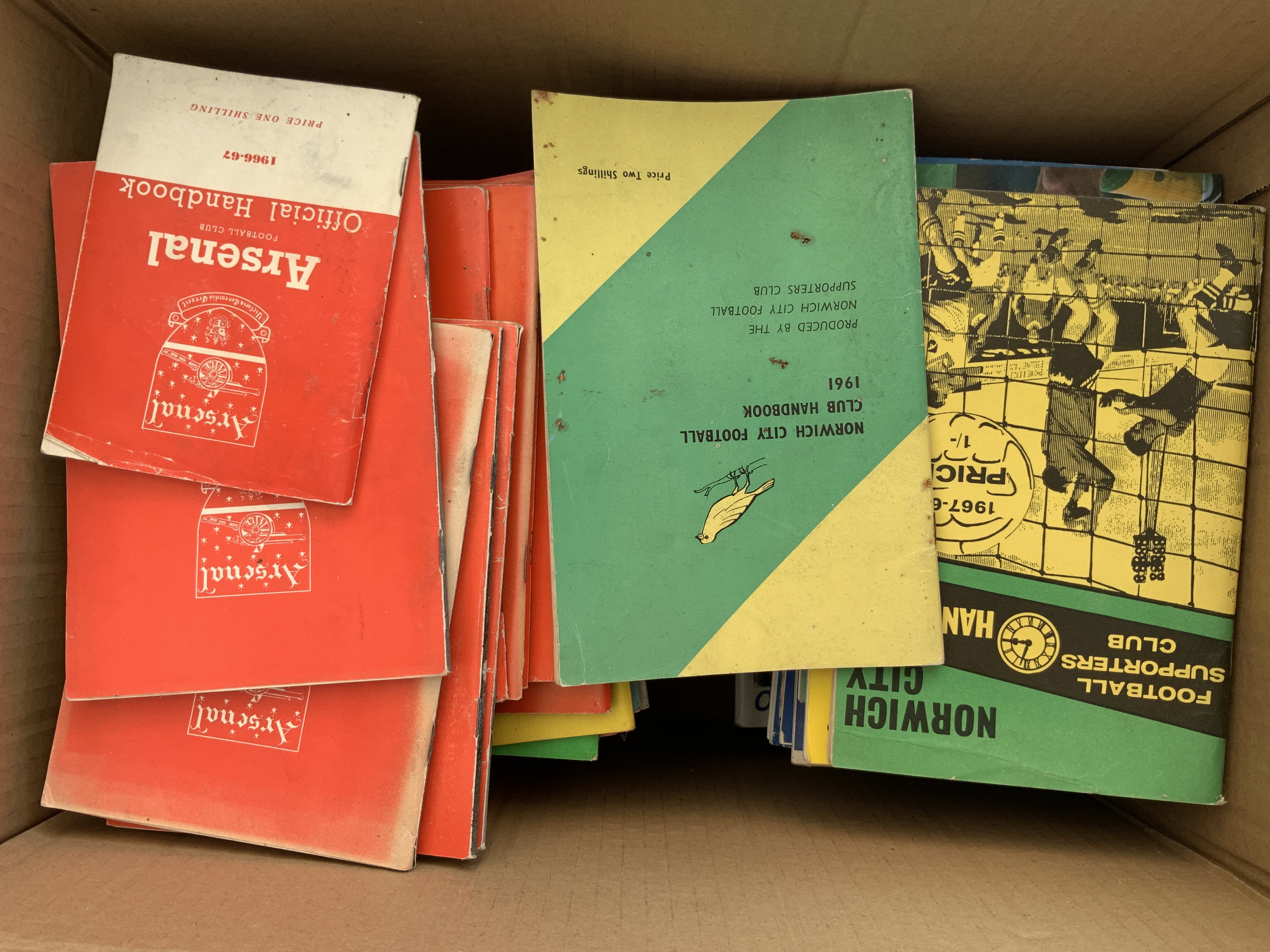 Football Handbook Collection: Wide variety of clubs with good selection Arsenal Chelsea and Tottenham. Mainly good. (150)