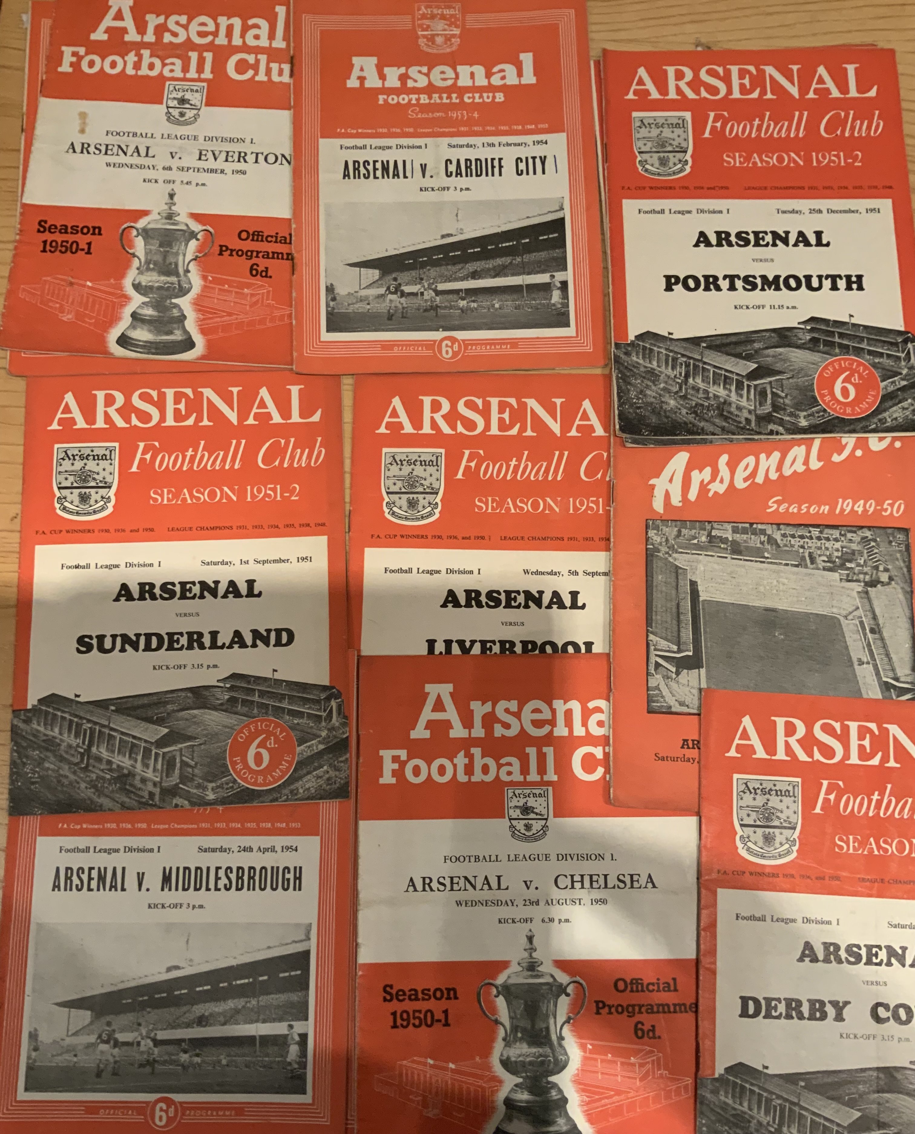 1950s Arsenal Home Football Programmes: Whilst in good condition half have the score to cover. A few earlier and later but mainly 50s with full list online, Instructions to sell. (73) .