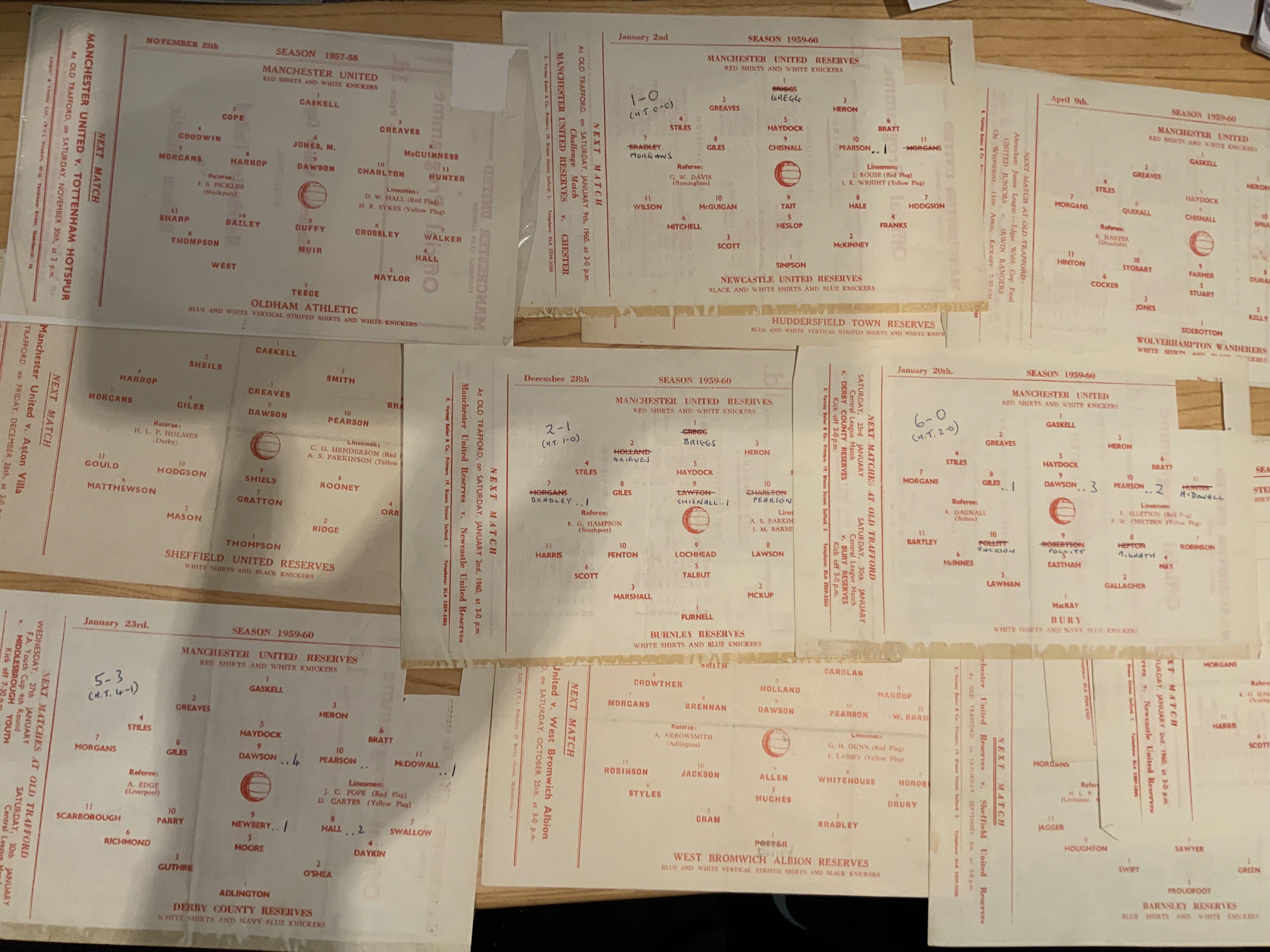 Manchester United Late 1950s Reserve Football Programmes: All homes except 59/60 West Brom. One from 57/58 then 15 from the next two seasons. Many have tokens cut out. (16)