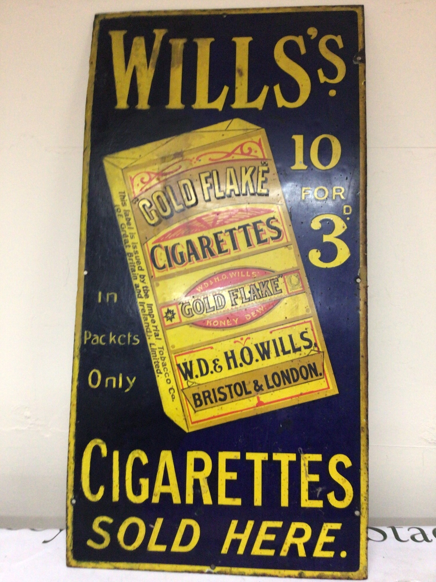 A Vintage enamel Sign Wills Gold Flake Cigarettes 93x46cm
