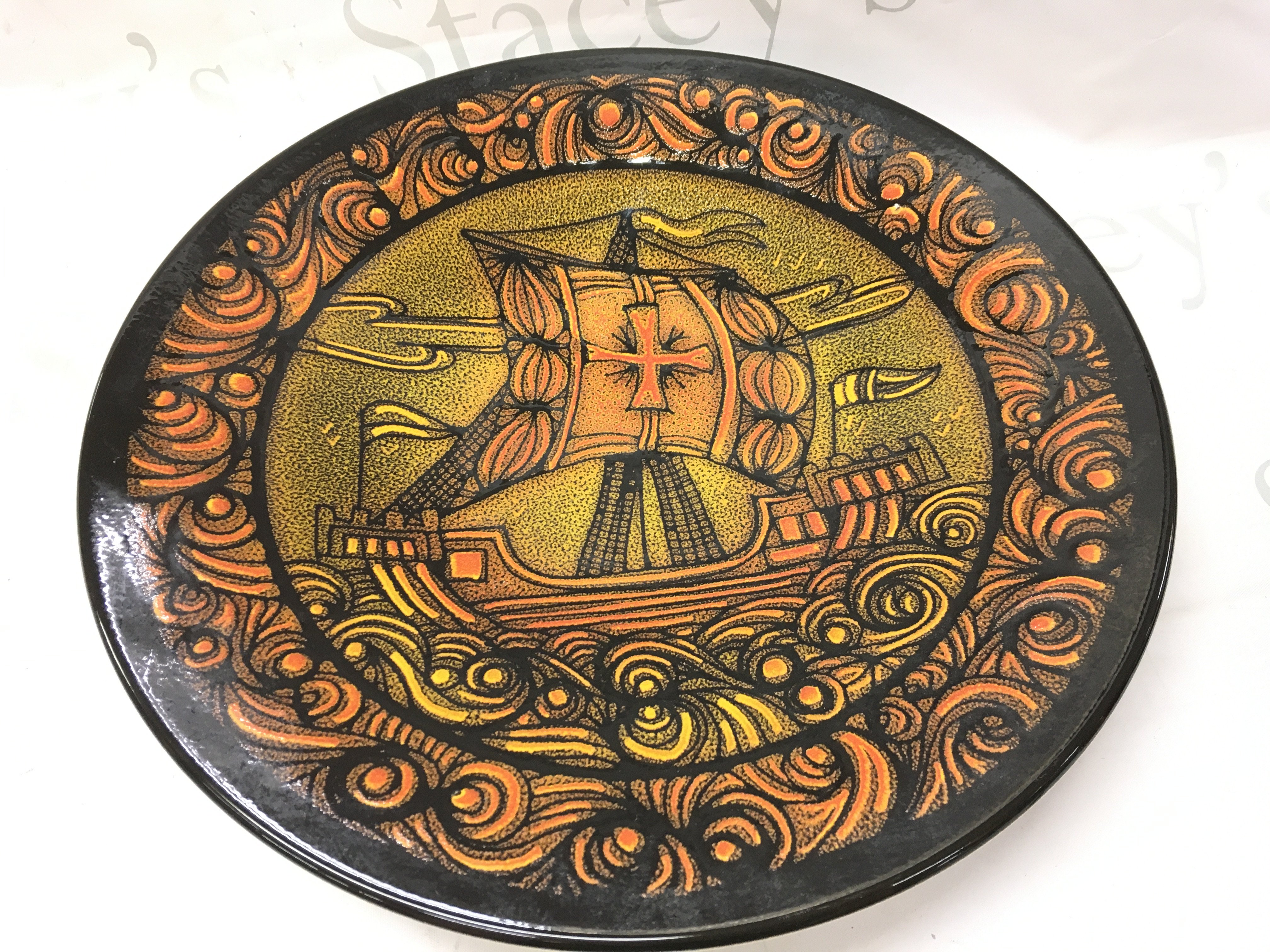 A poole charger Aegean by Diana Davis. This lot cannot be posted