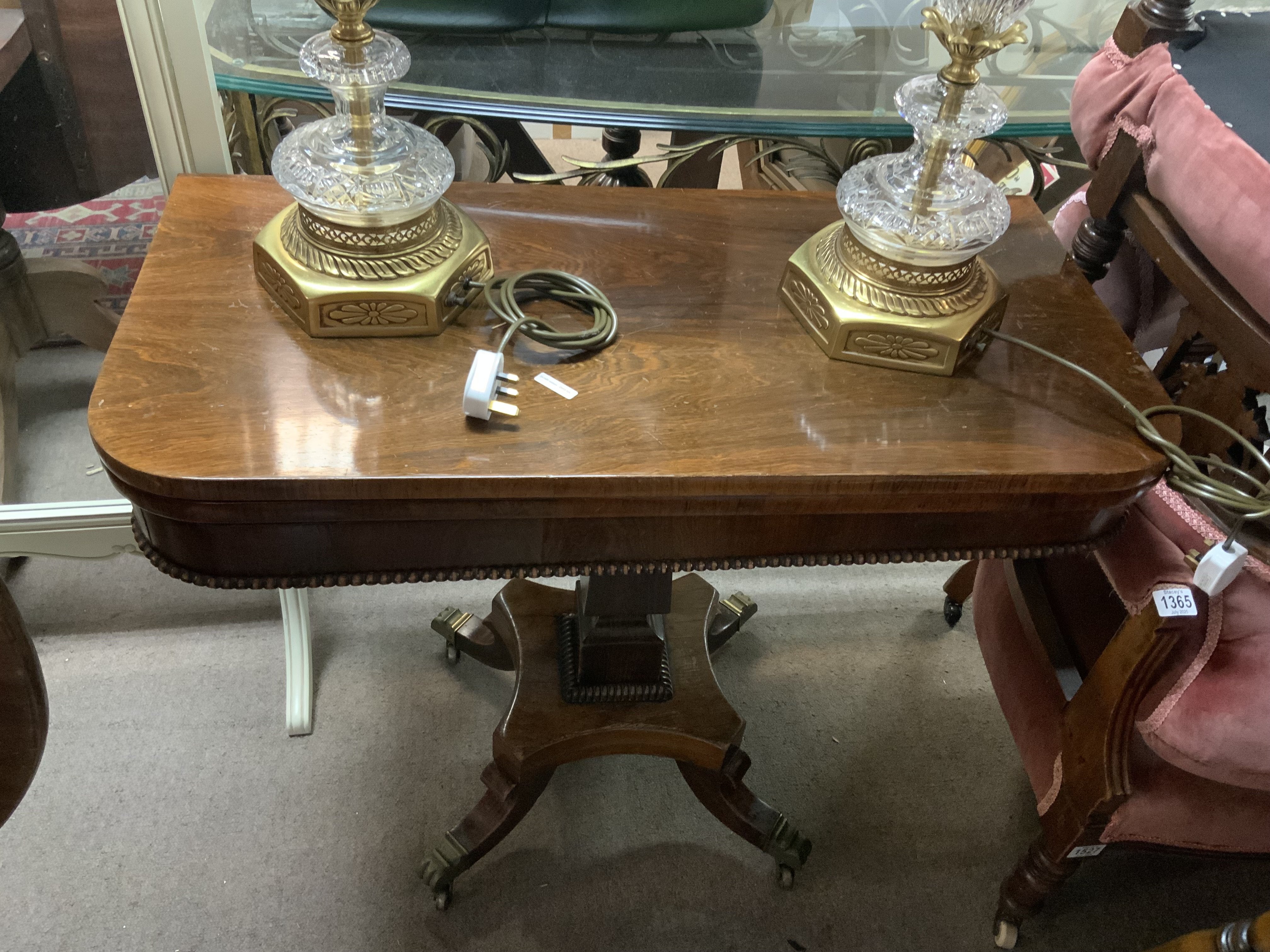A Late William VI Rosewood card table. 91cm x 44cm x 77cm