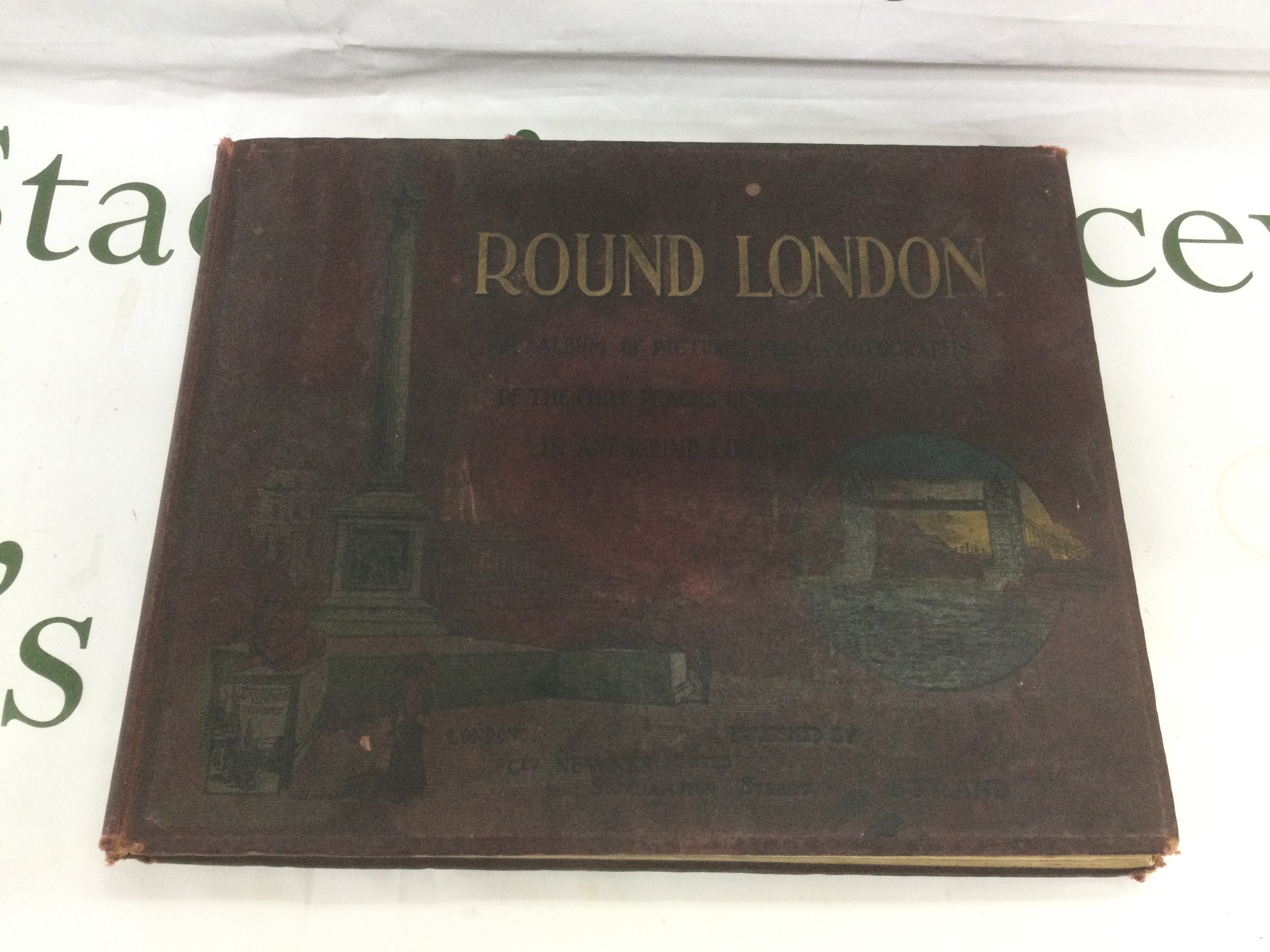 An early 20th Century Round London album published by George Newnes Ltd. Shipping category B.