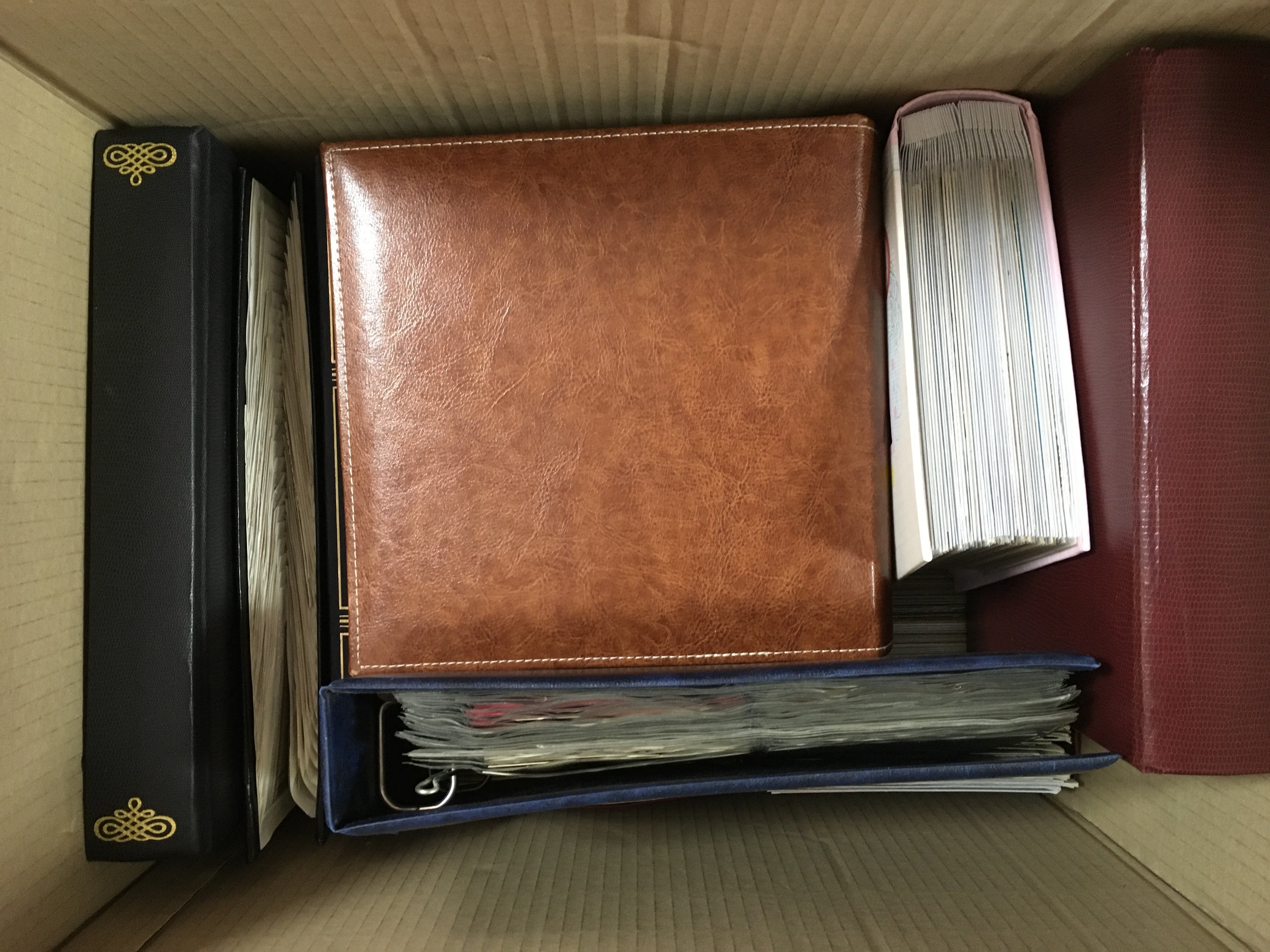 A large collection of postcards . No reserve This lot cannot be posted