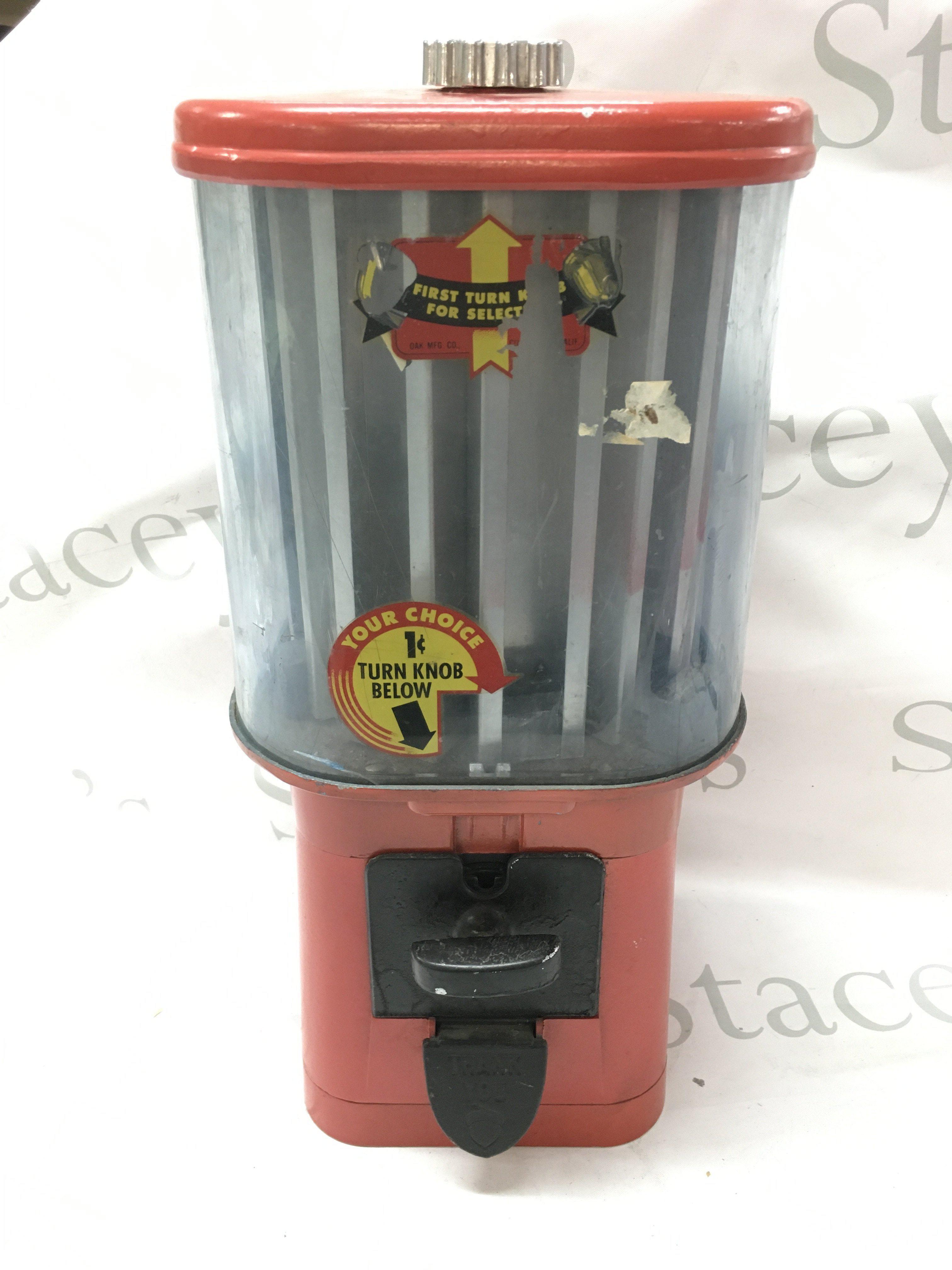 A Vintage American one Cent Oak Acorn Gumball Vending Machine. Approximately 42cm tall. This lot cannot be posted