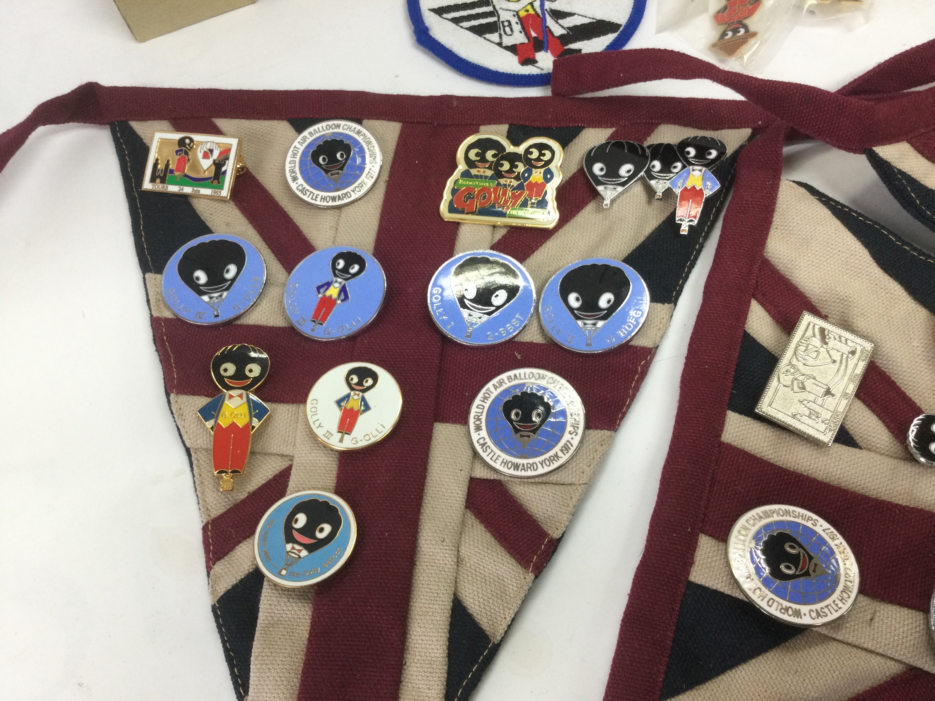 WITHDRAWN - A collection of Robertson's collectable enamel badges, jazz figures and football players. Shipping category B.