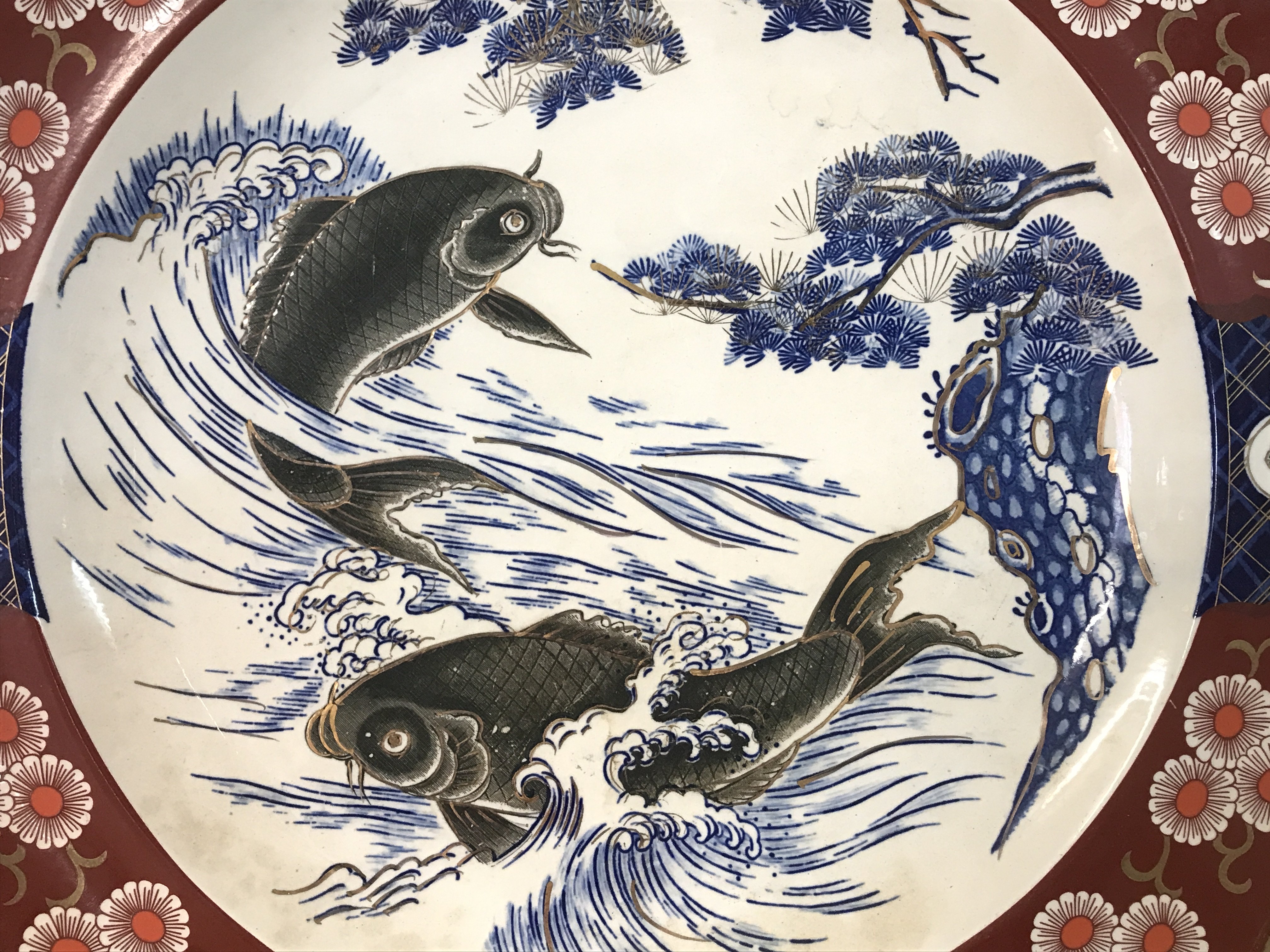 WITHDRAWN - A large late 19th century Imari Koi charger. This lot cannot be posted.- NO RESERVE