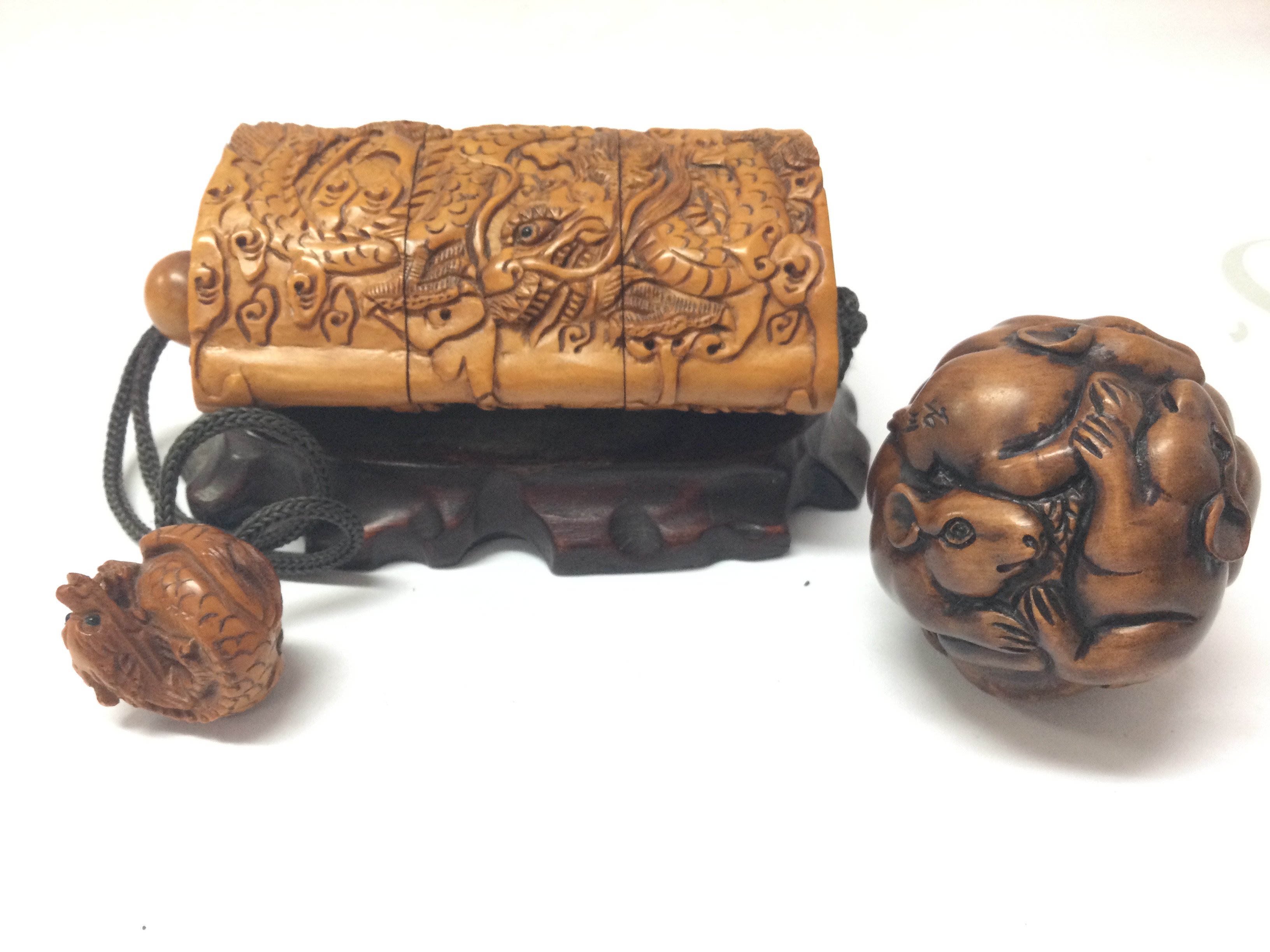 Chinese Netsuke mouse ball, Boxwood netsuke inro with dragon design. Postage category B