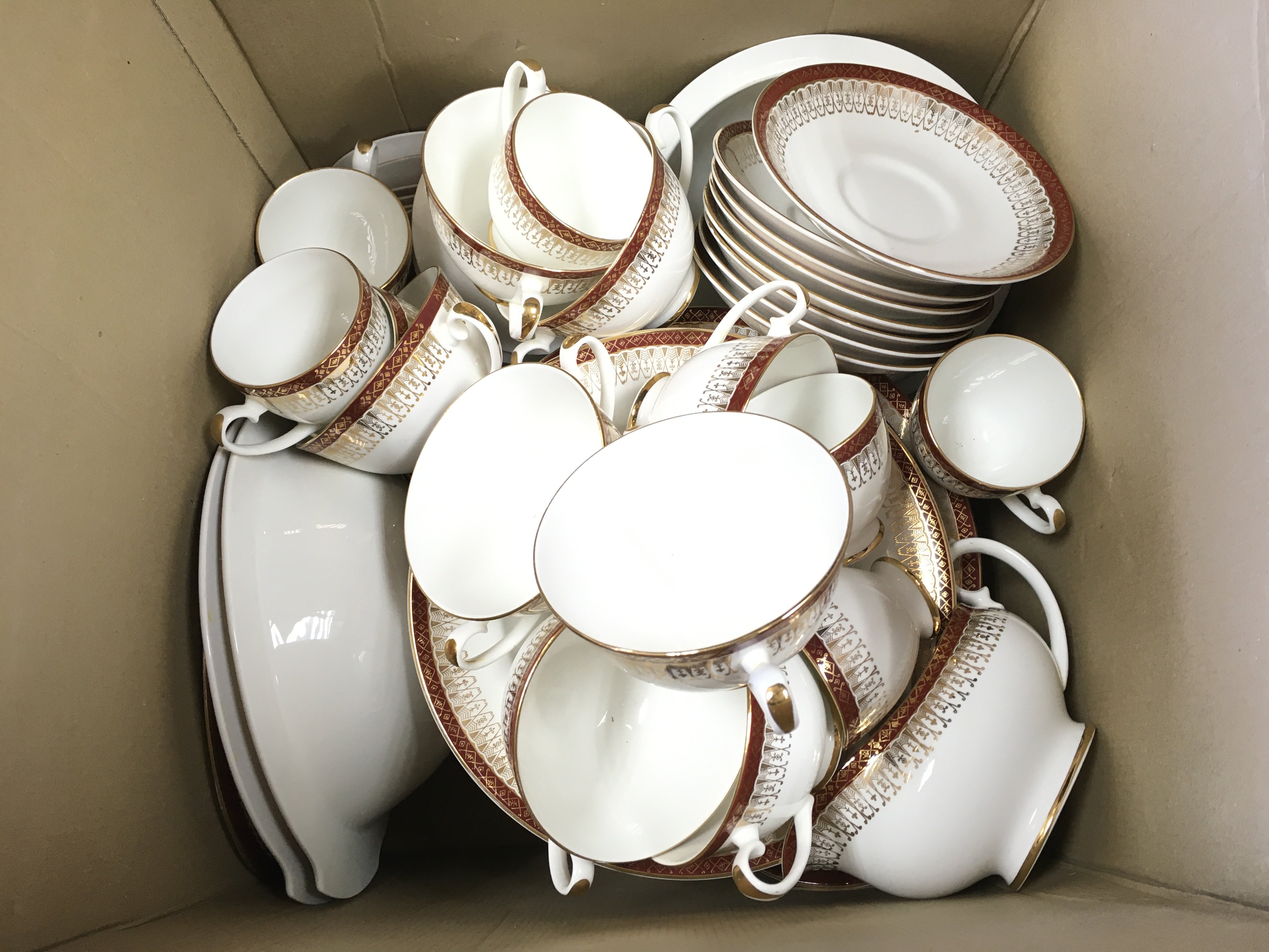 A Royal Grafton Majestic dinner set including cups, saucers, plates , soup bowls etc . No reserve