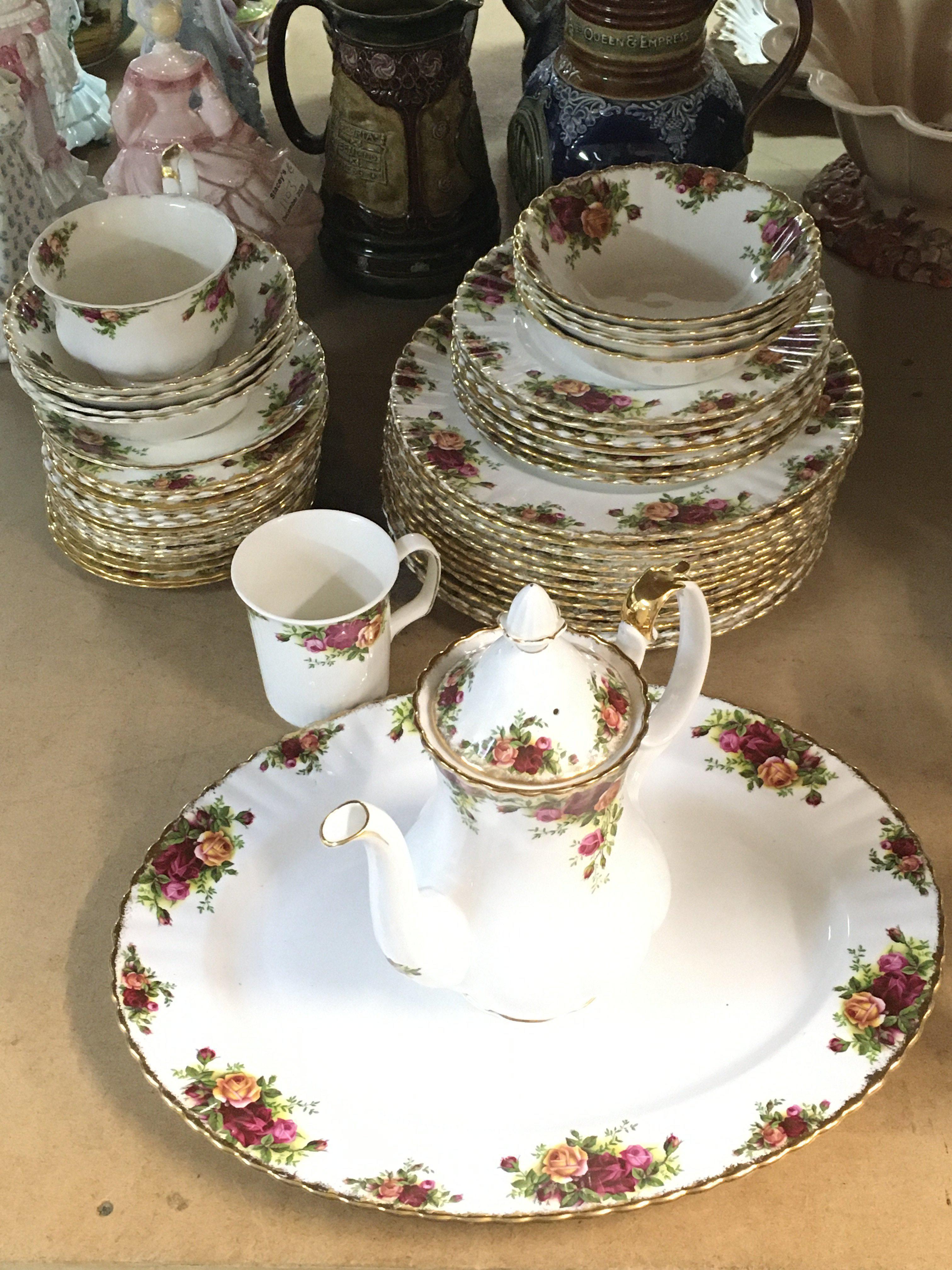 Royal Albert old country rose set including plates , cups, tea jug, bowls. This lot cannot be posted