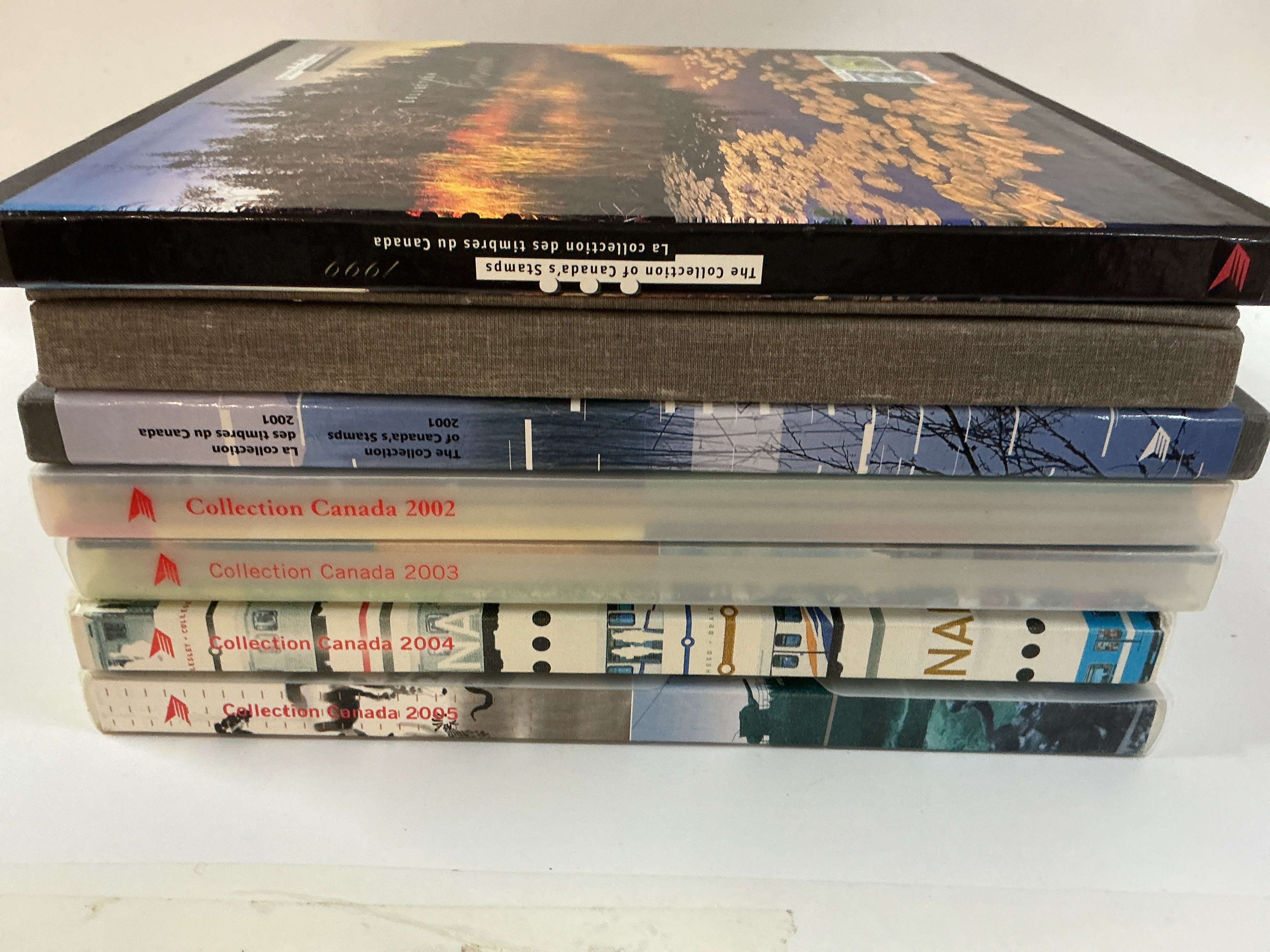 A collection of 7 Canada yearbook postage stamps from 1999-2005 inc