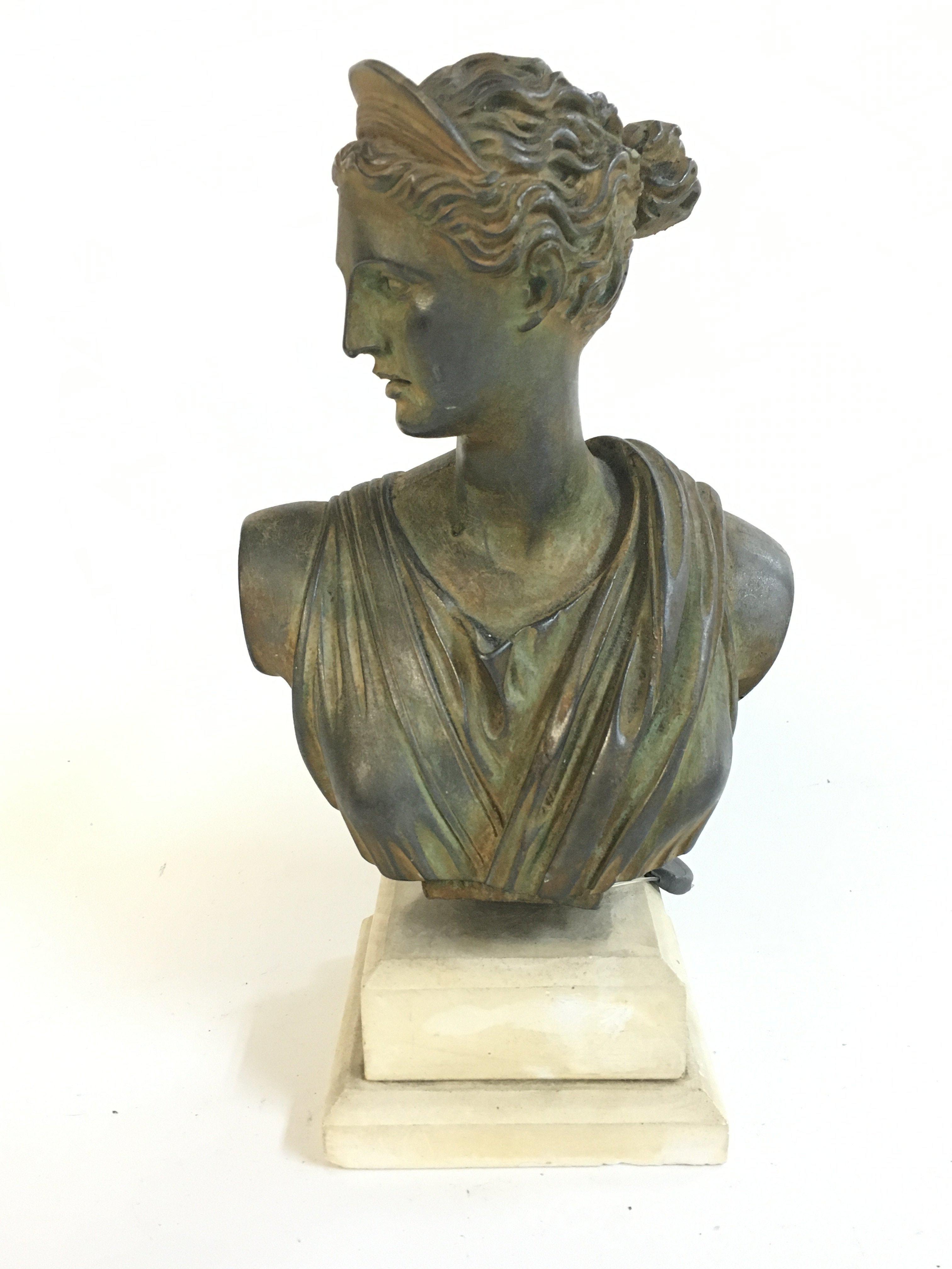 A Diana bust Goddess of hunt , 21cm tall. Postage cat B