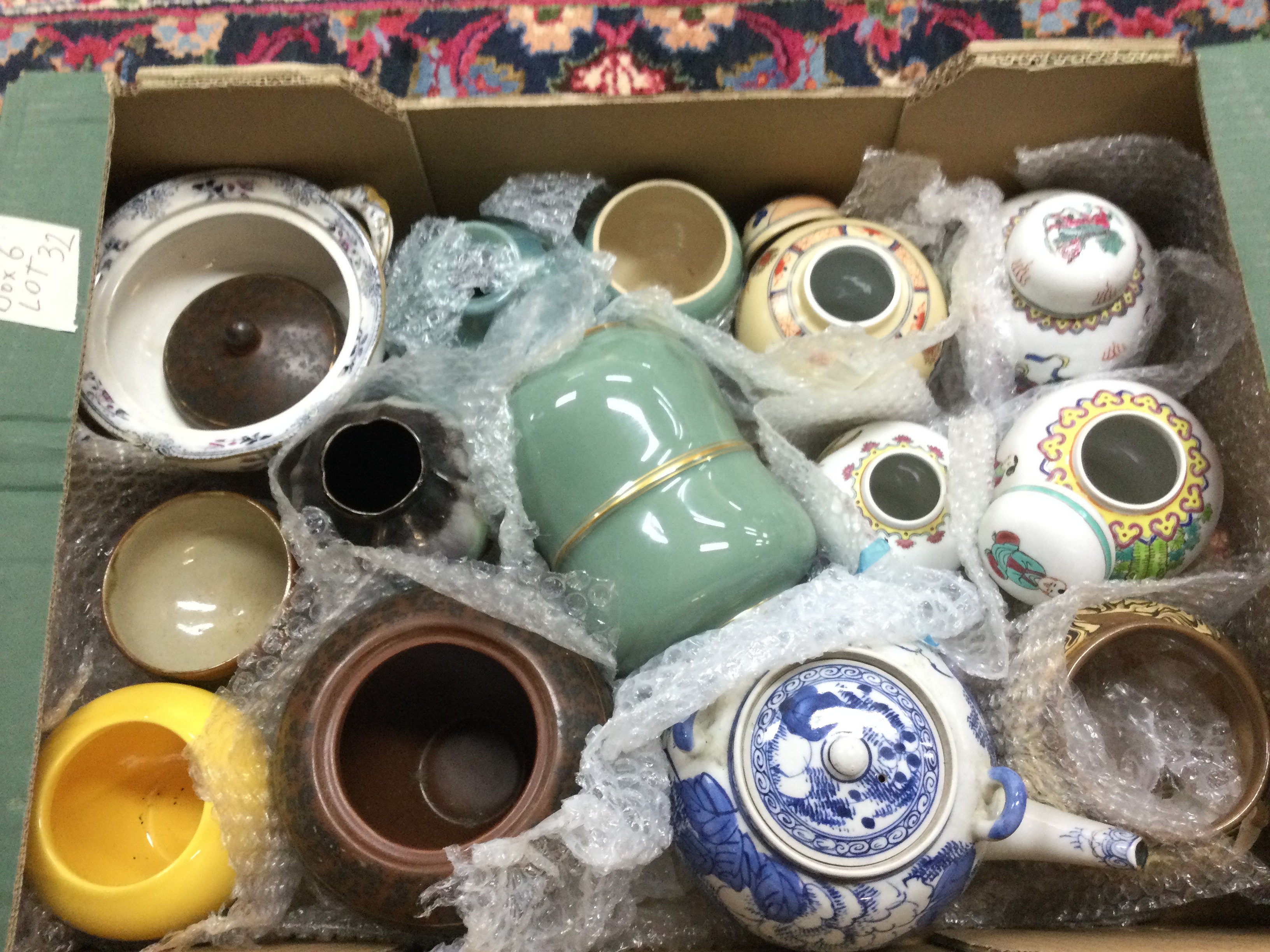 A collection of oriental porcelain items . No reserve