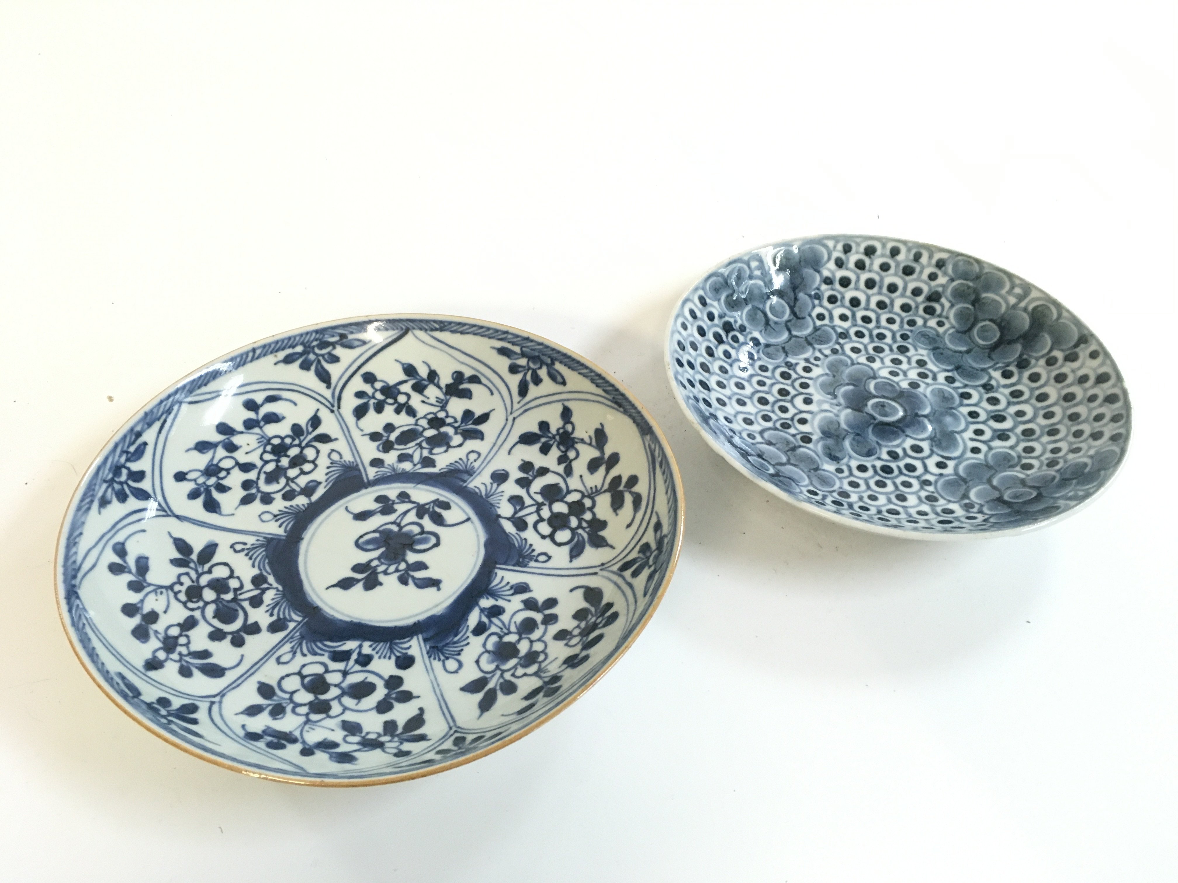 Two Chinese Ming period style dishes 22 and 20cm wide approximately