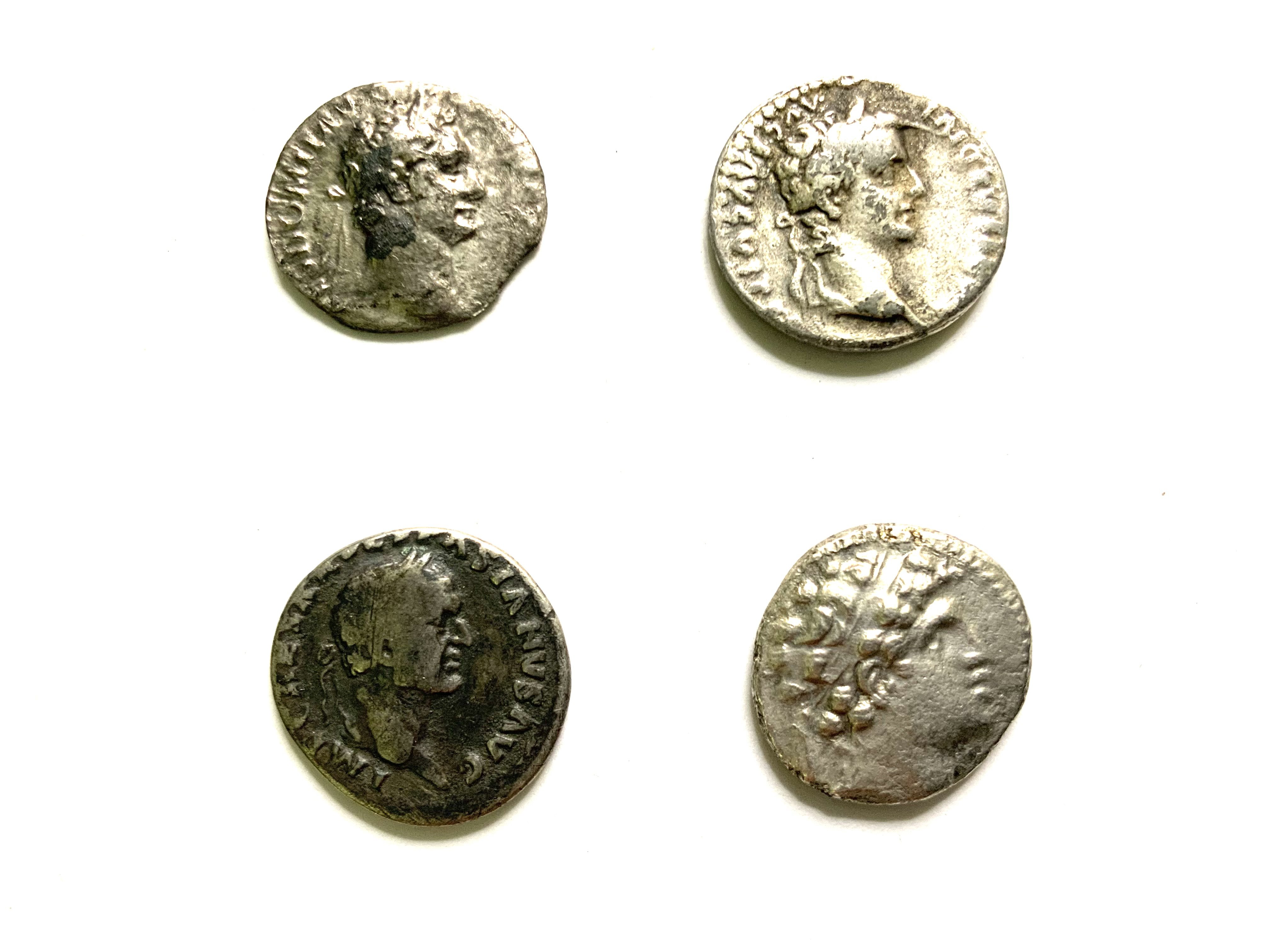 A mixed lot of four silver Roman denarii. Poor - Fine examples.