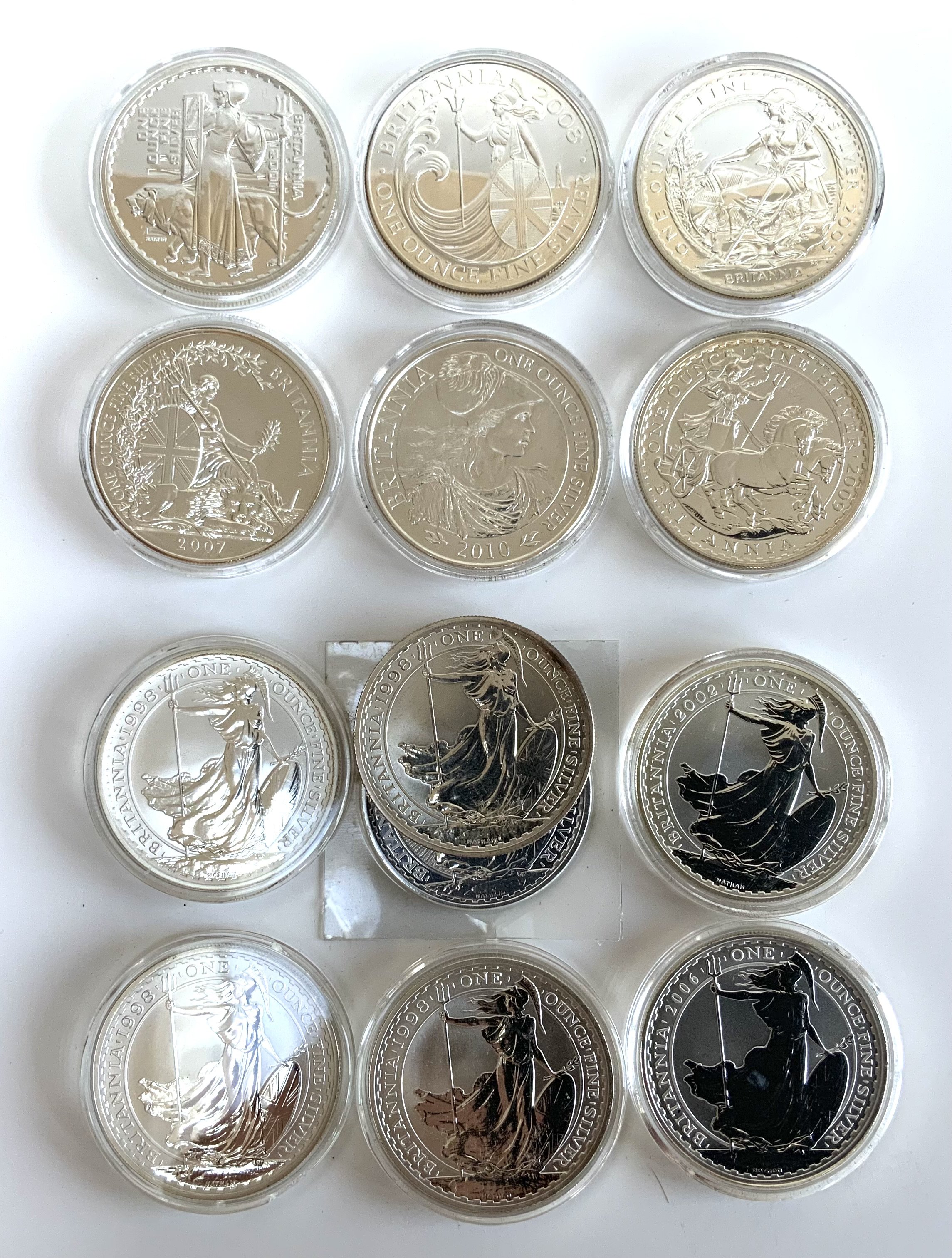 A Collection of 1 Ounce Silver Brittania coins. Varied designs and Dates include. 4 x 1998, 1999, 2001, 2002, 2005, 2006, 2007, 2008, 2009, 2010. (13)