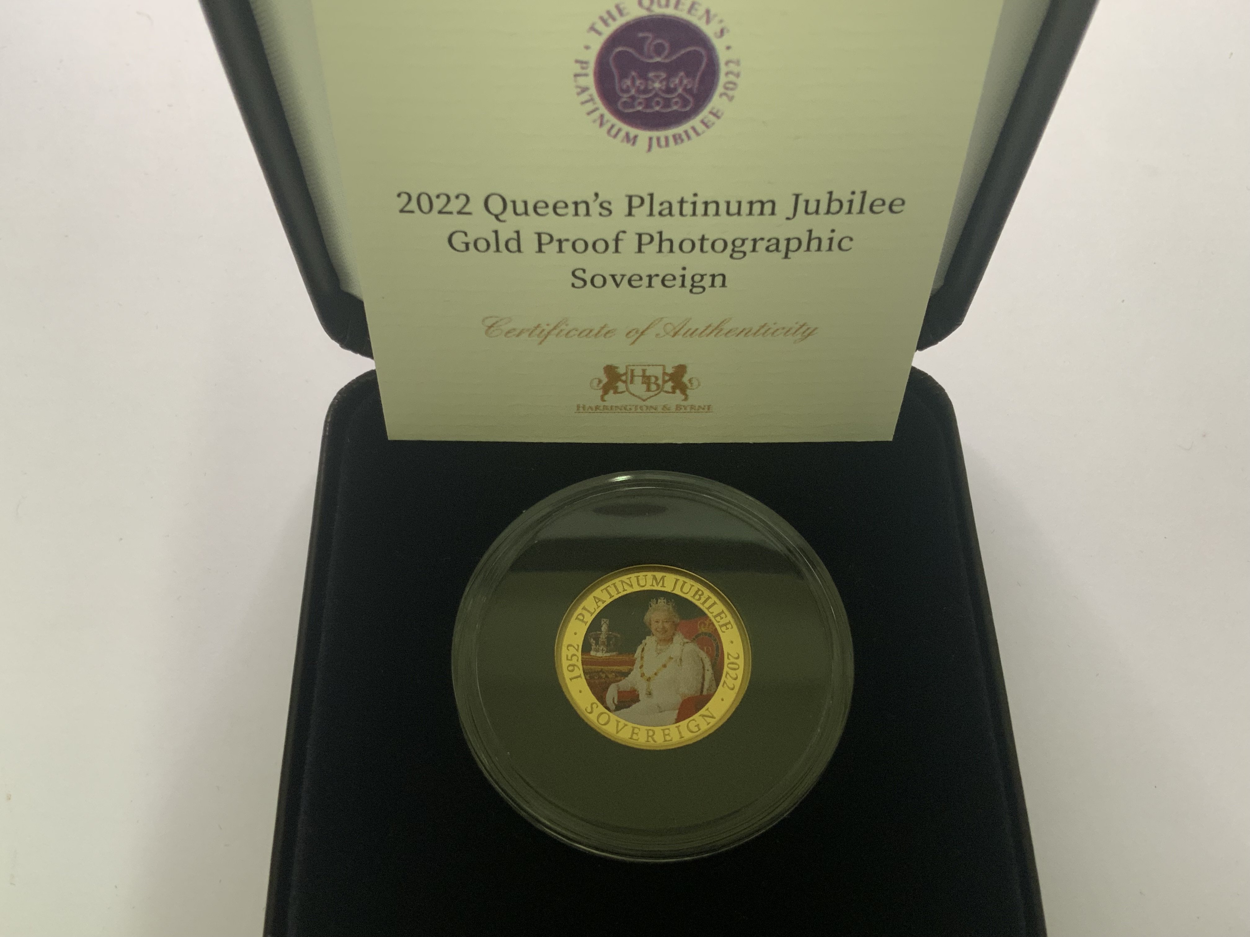 2022 Queens Platinum Jubilee gold proof photographic full sovereign.