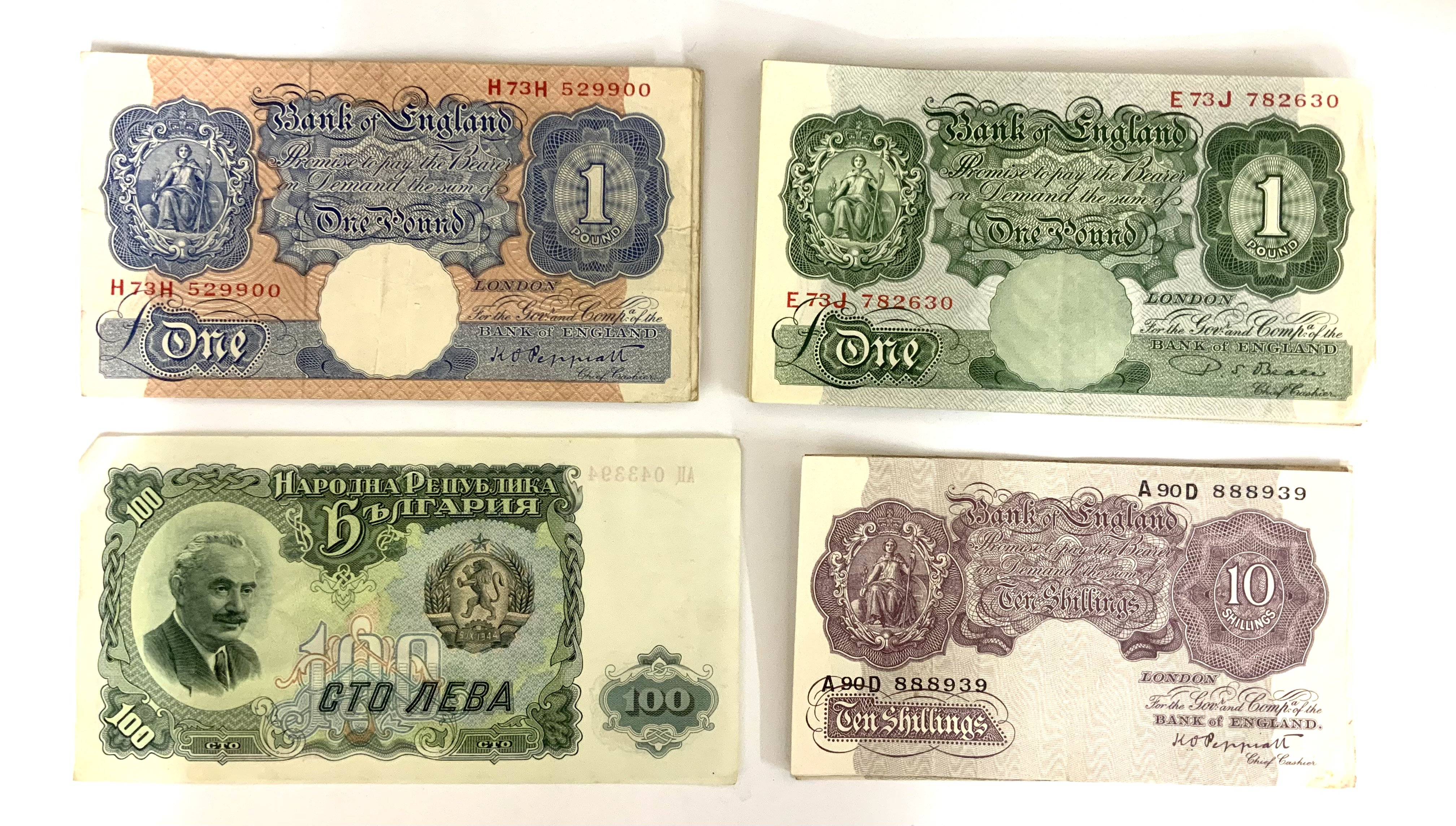 Mixed lot of British banknotes. 9 Blue Pound notes 1940-1948, 29 Green Pound notes 1939-49, 5 Ten Shilling notes Circa 1940, 4 Red Ten Shilling notes, Commonwealth - Goverment of Malta Two Shilling note.
