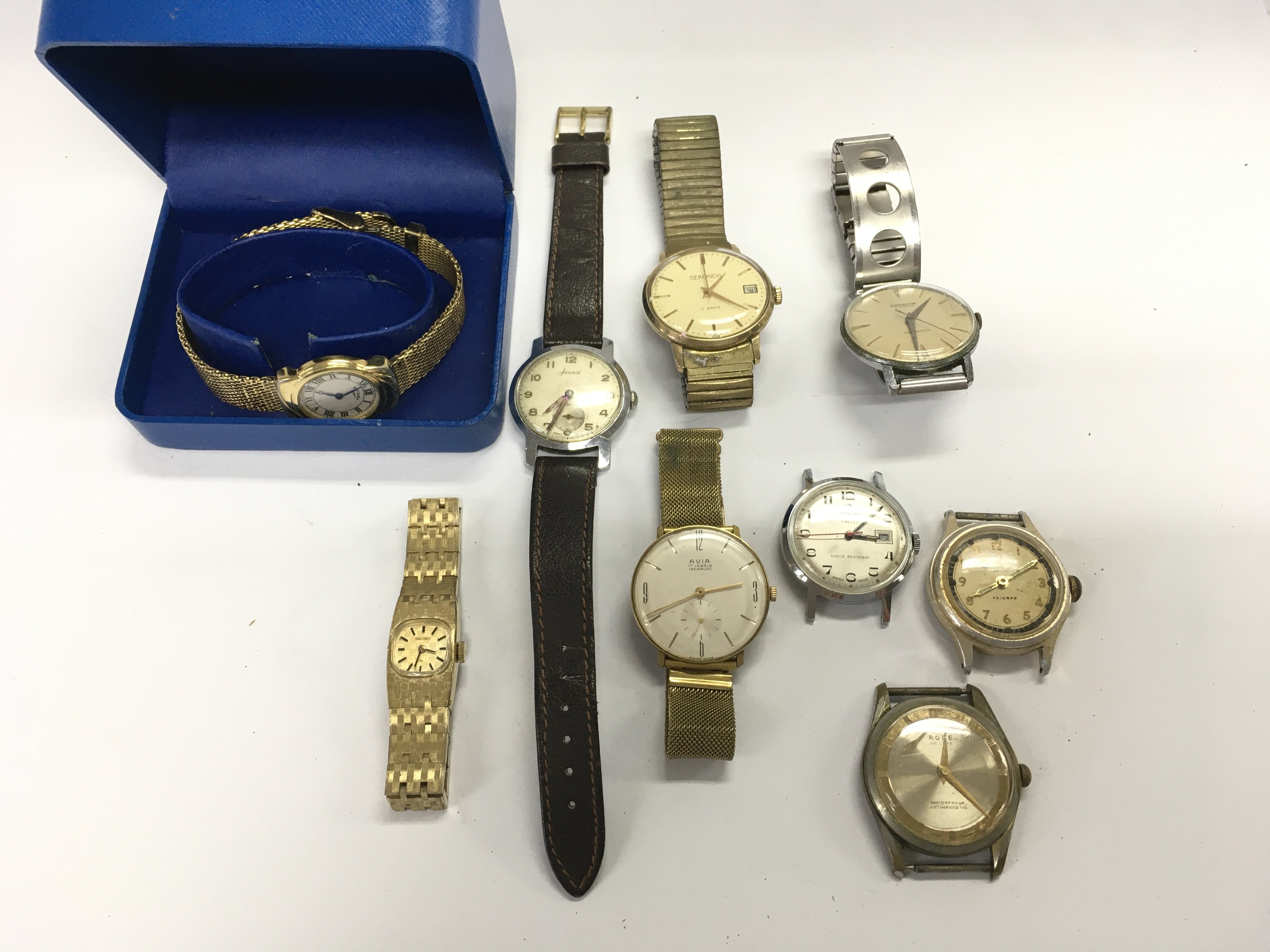 A collection of mainly gents vintage watches including Oris Rodania etc. Postage B