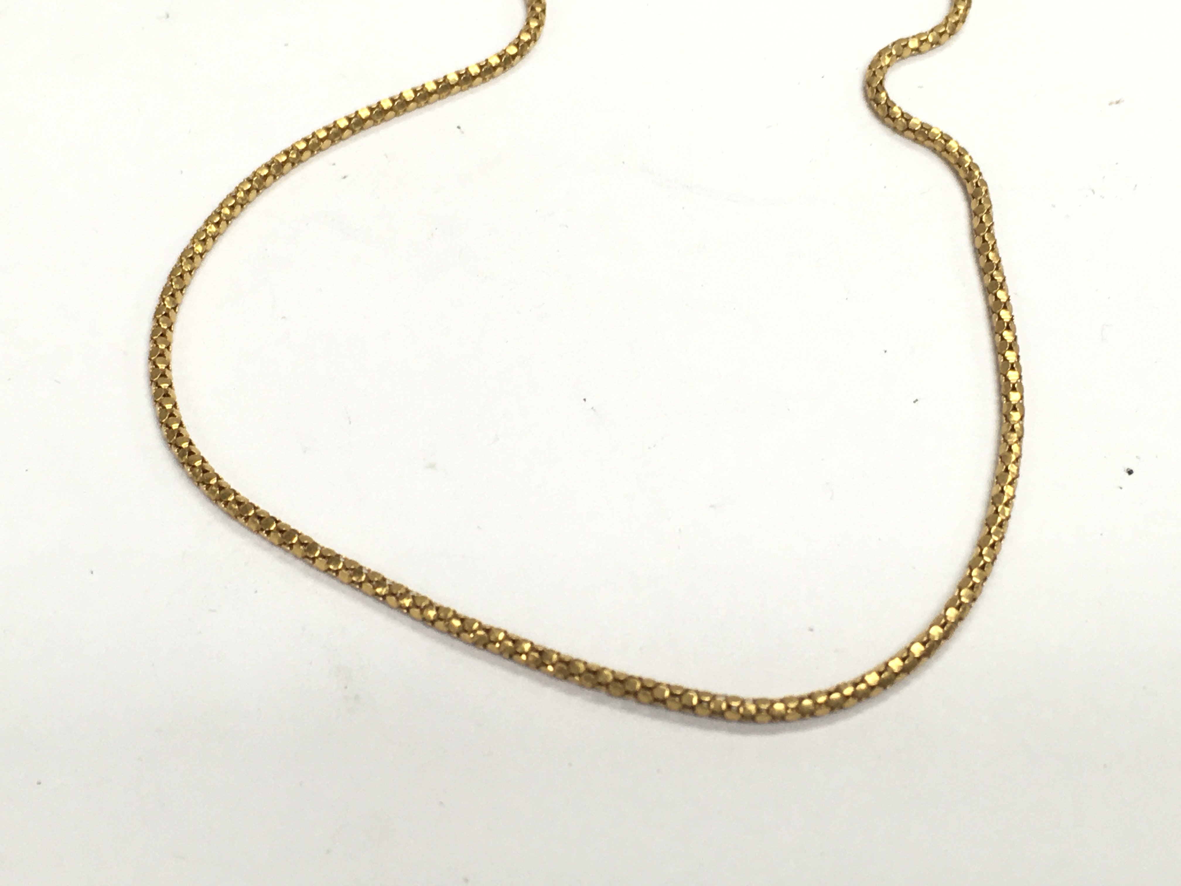 A gold chain possibly high carat Middle Eastern gold. 6.49g