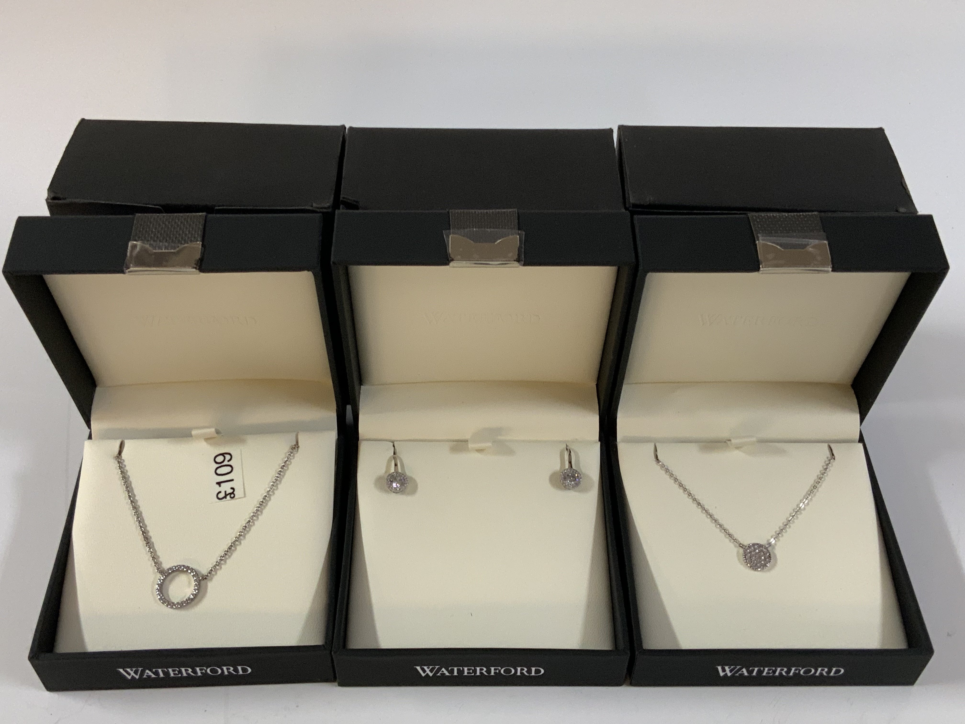 5 Waterford crystal design jewellery items.