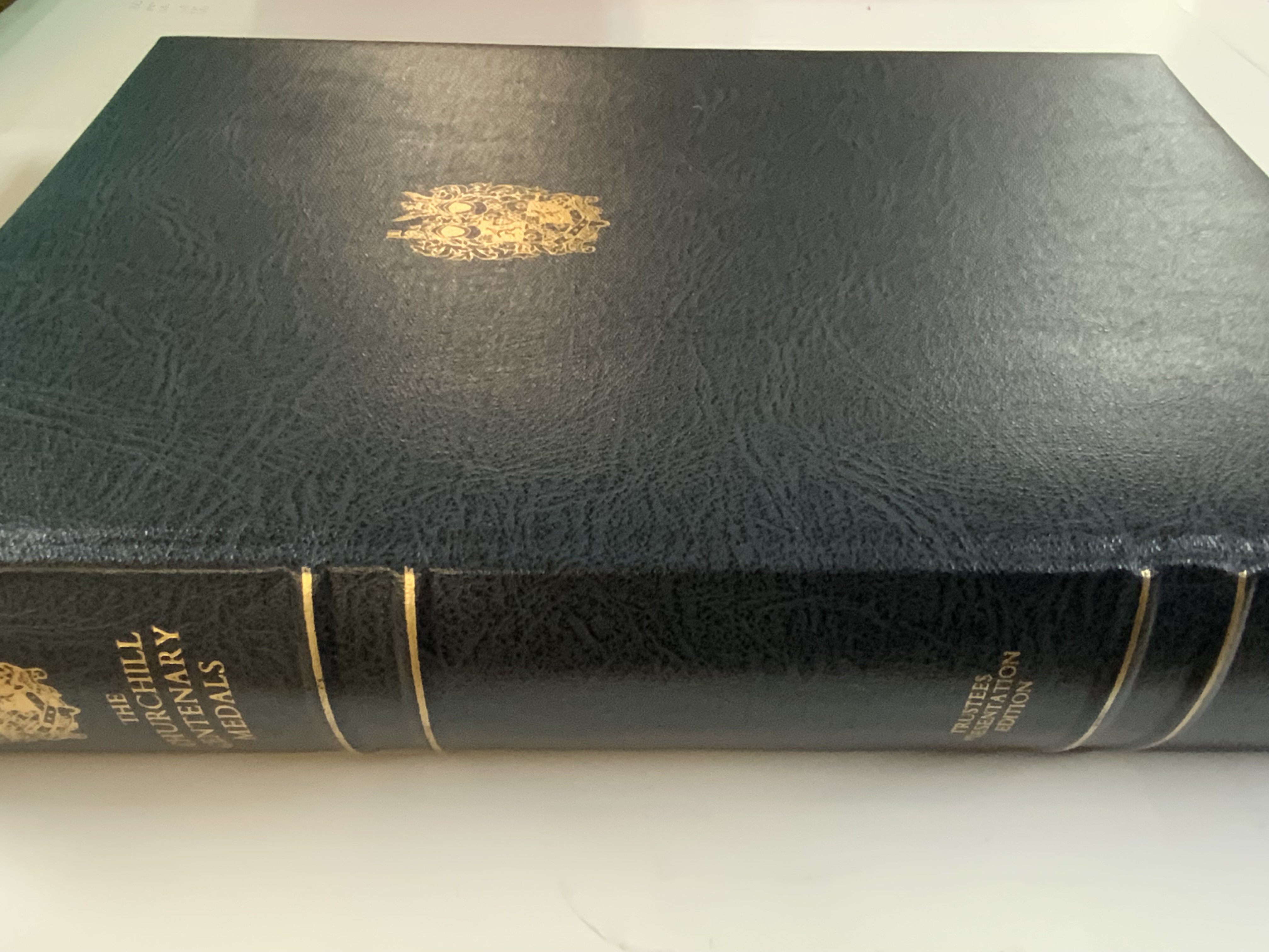 The Winston Churchill Centenary Medals, 24 Sterling silver medallions by John Pinches 1974. including 1 additional medallion issued to replace the error medallion no.17.