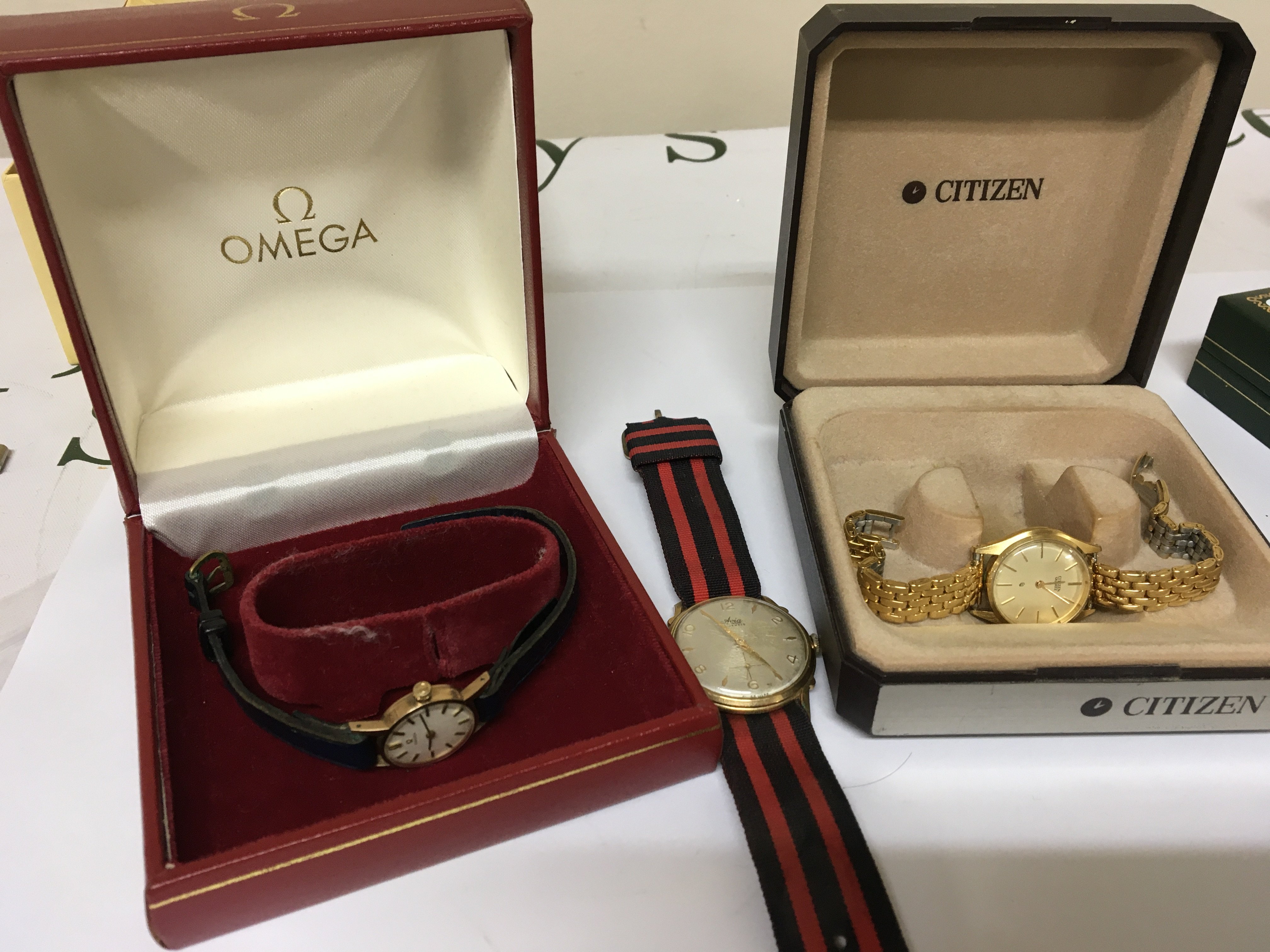 A ladies 9carat gold Omega watch with leather strap in original box a gents watch and ladies Citizen watch (3)