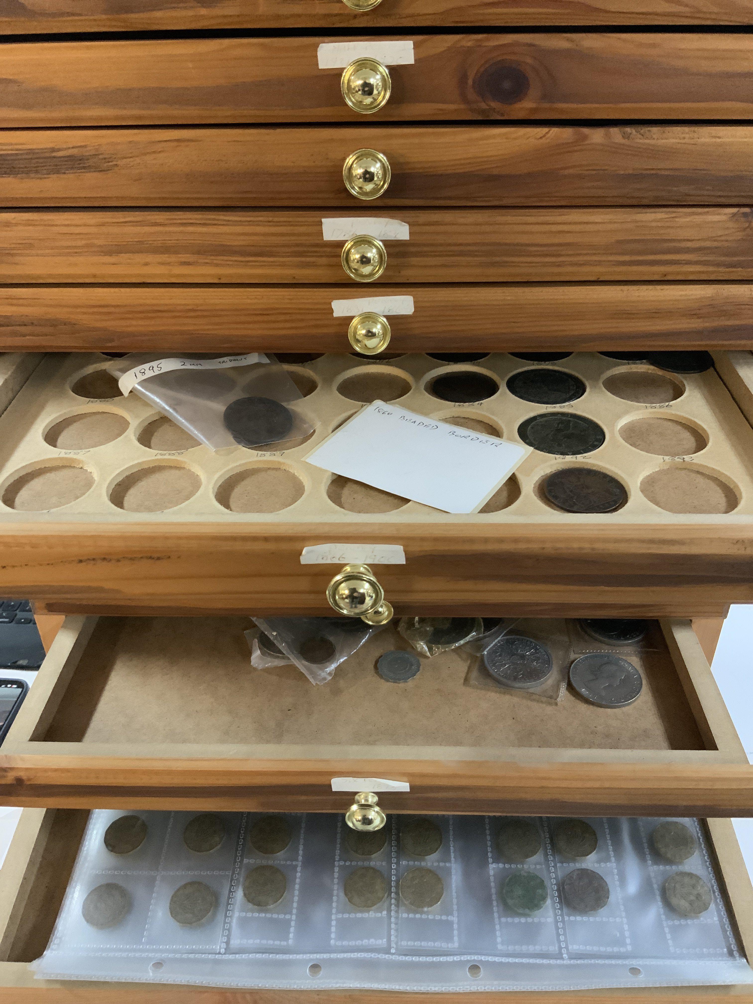 A large custom 16 drawer coin/ collectors chest and various coinage. 67cm x 40cm x 30cm