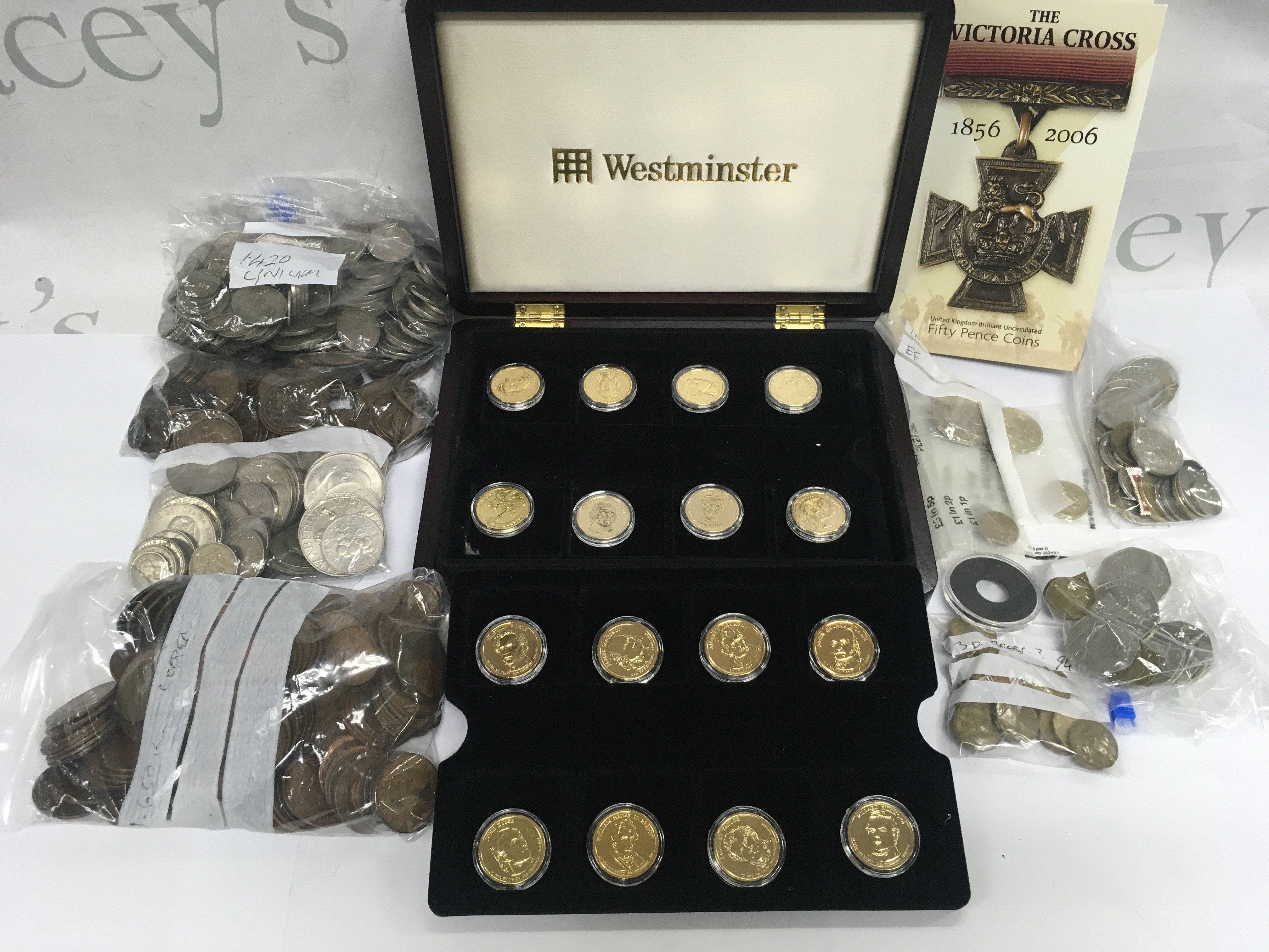 A collection of mixed coinage comprising an American President coin set, used GB coinage etc. Shipping category D.
