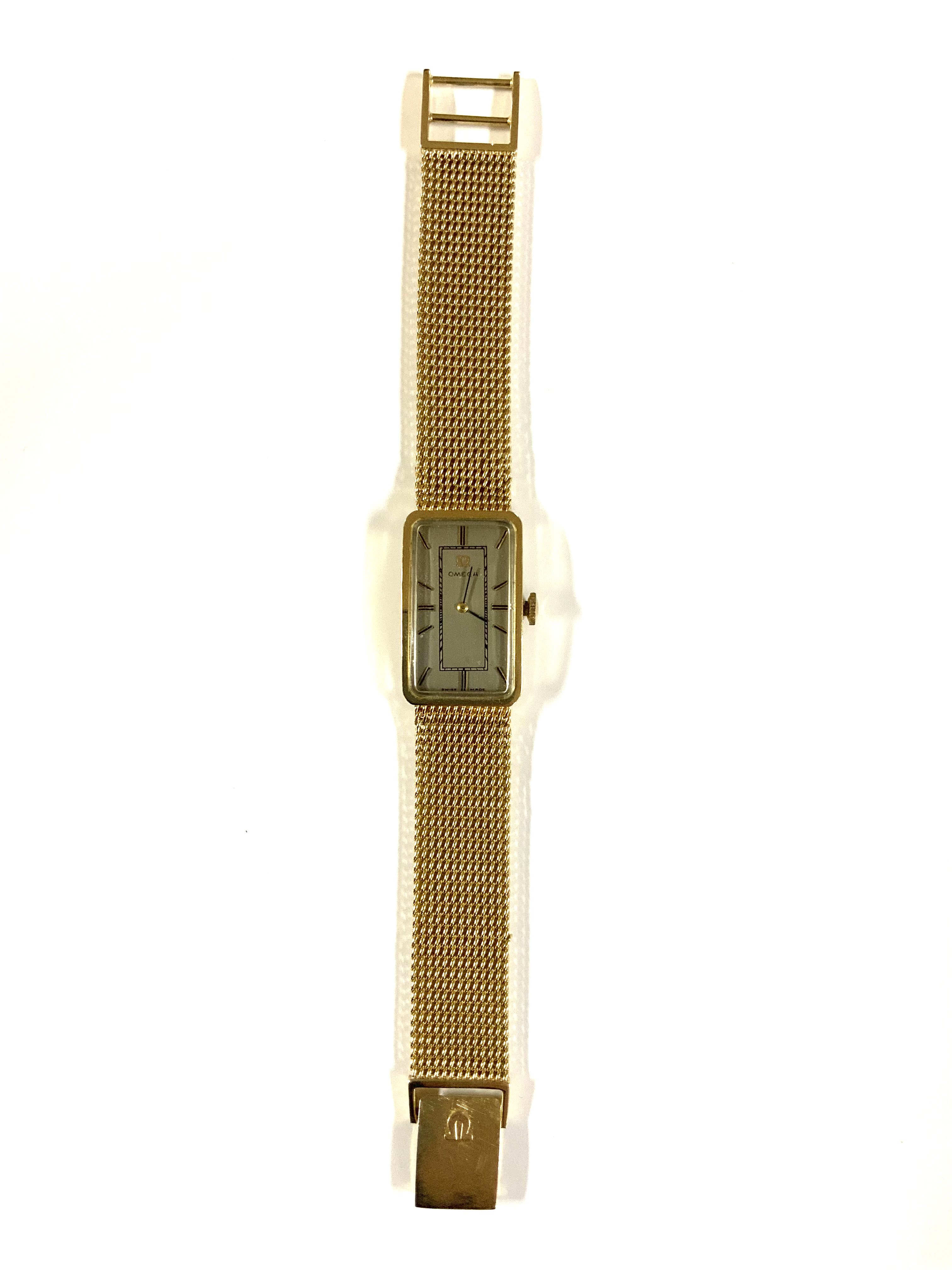 A gents 14ct yellow gold Omega wristwatch watch, mechanical movement. Weight 55g. (A)