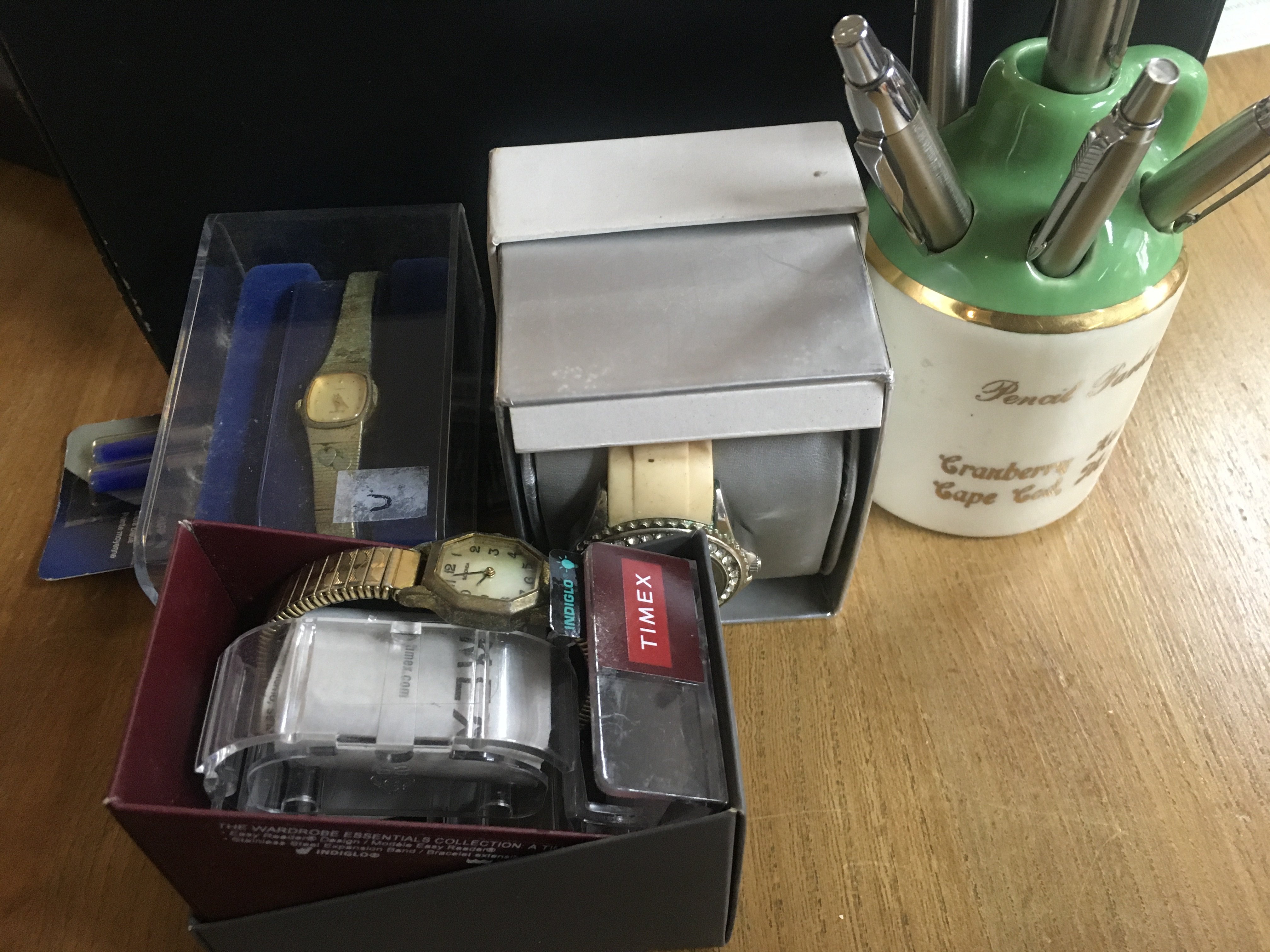 A mixed lot of vintage watches Etc.