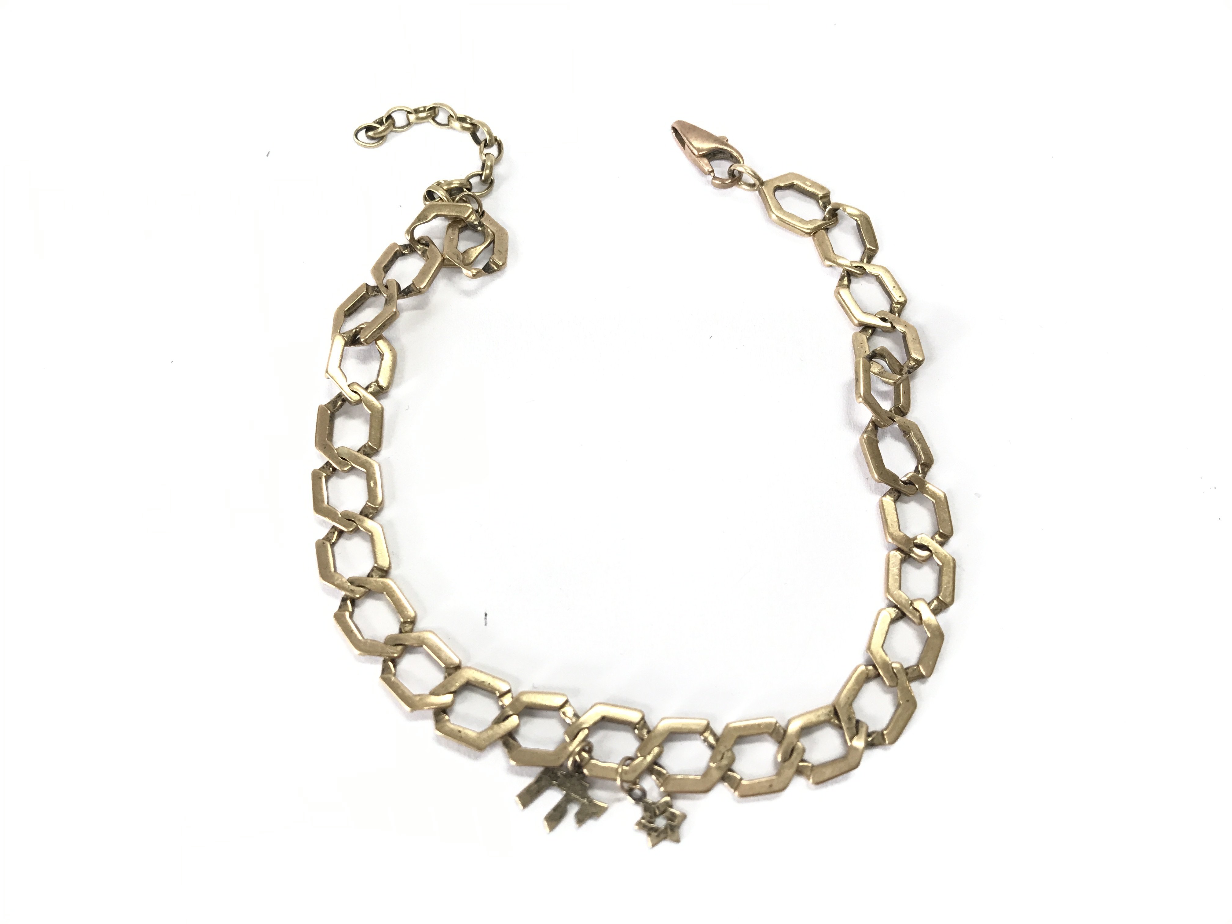 A 9ct gold bracelet. 13.35g Postage A