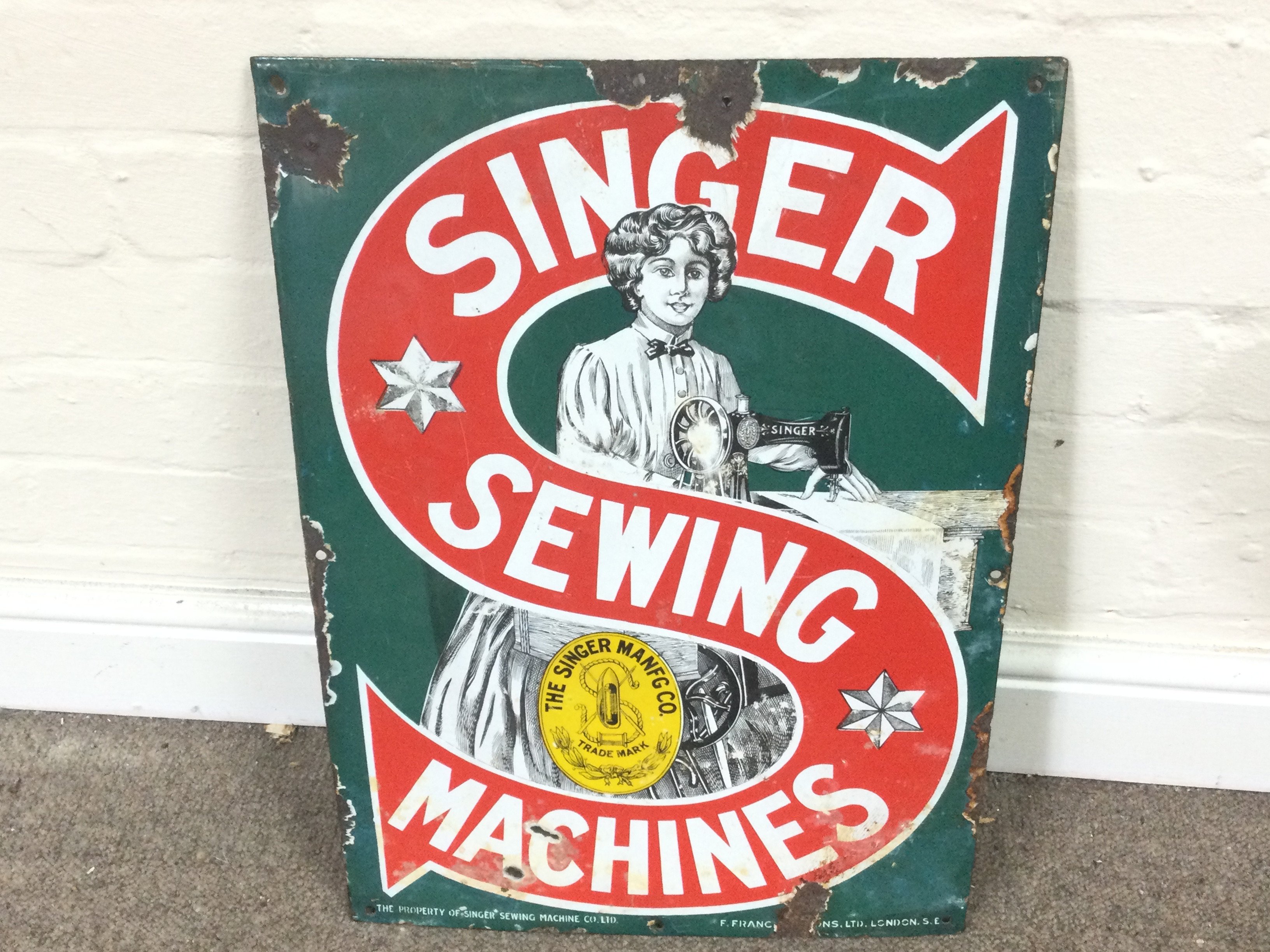 Singer Sewing Machines Kettering Enamel sign 15 x 21 inches approximately