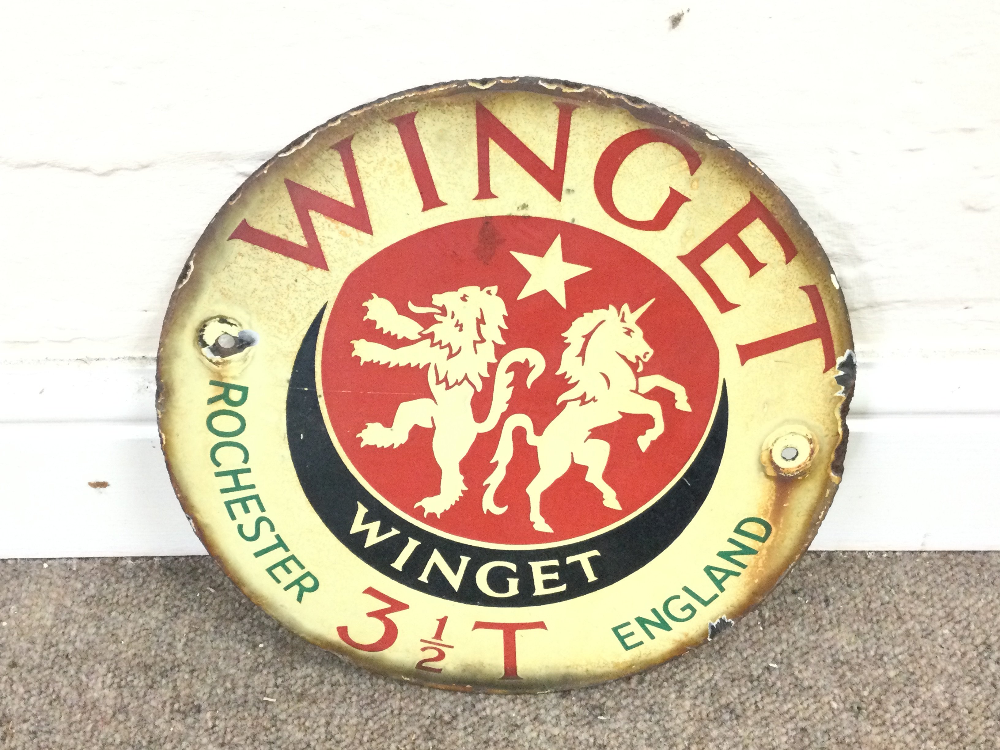 WINGET ROCHESTER ENGLAND ROUND SIGN 11 inch diameter approximately